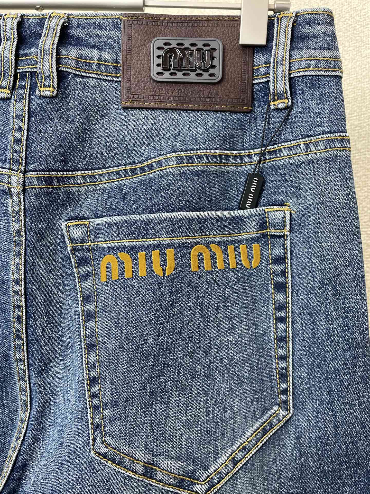 Miu Miu Jeans M