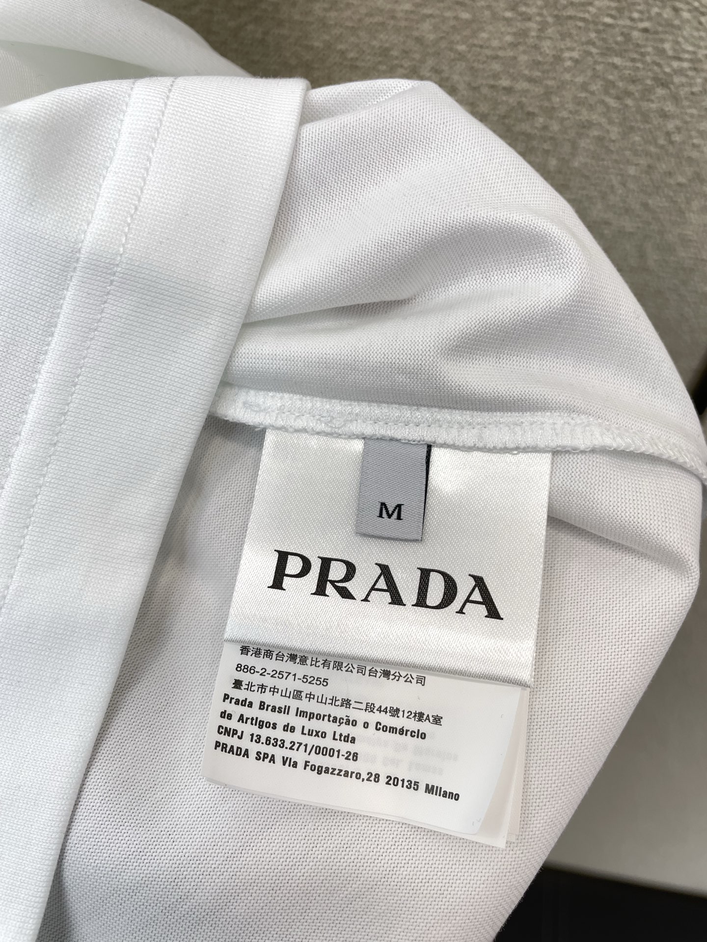 Prada Male Basic Clothing S-xl