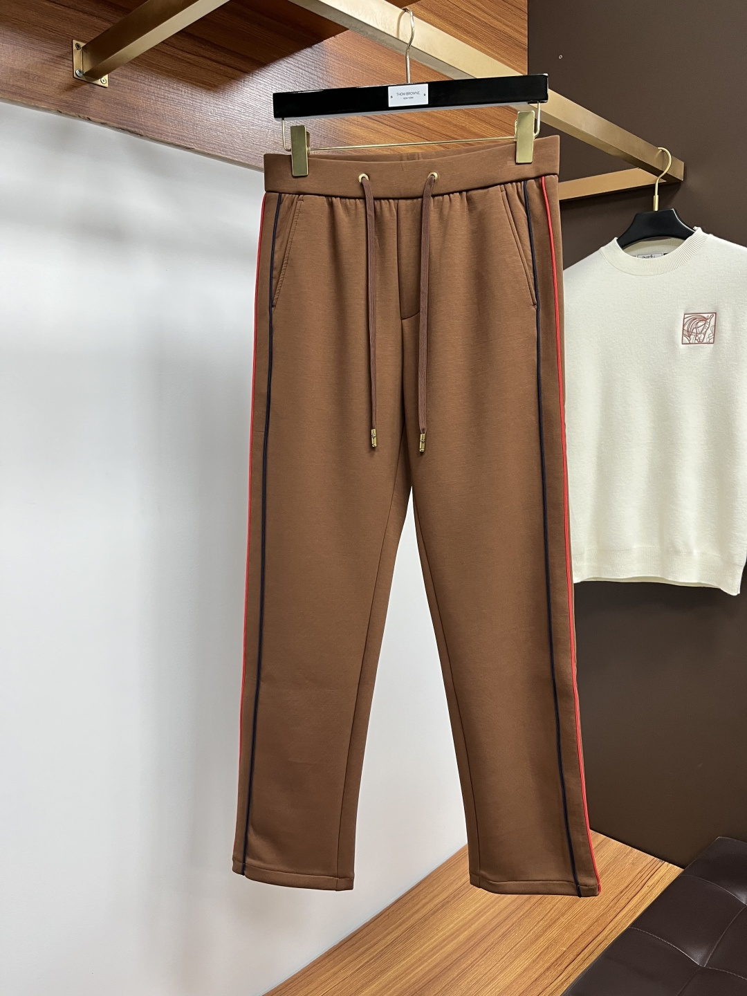 Gucci Basic Clothing S-l