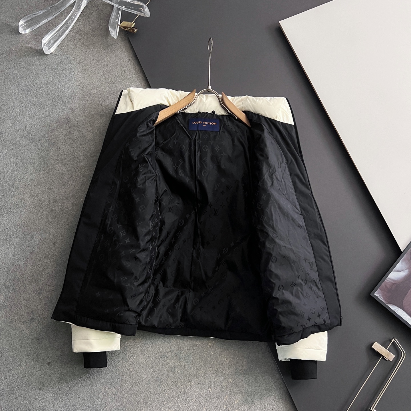 Louis Vuitton Male Down Jacket Goose Down S-m-l