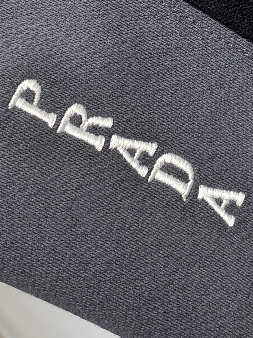 Prada Hoodie Cotton M-l-xl