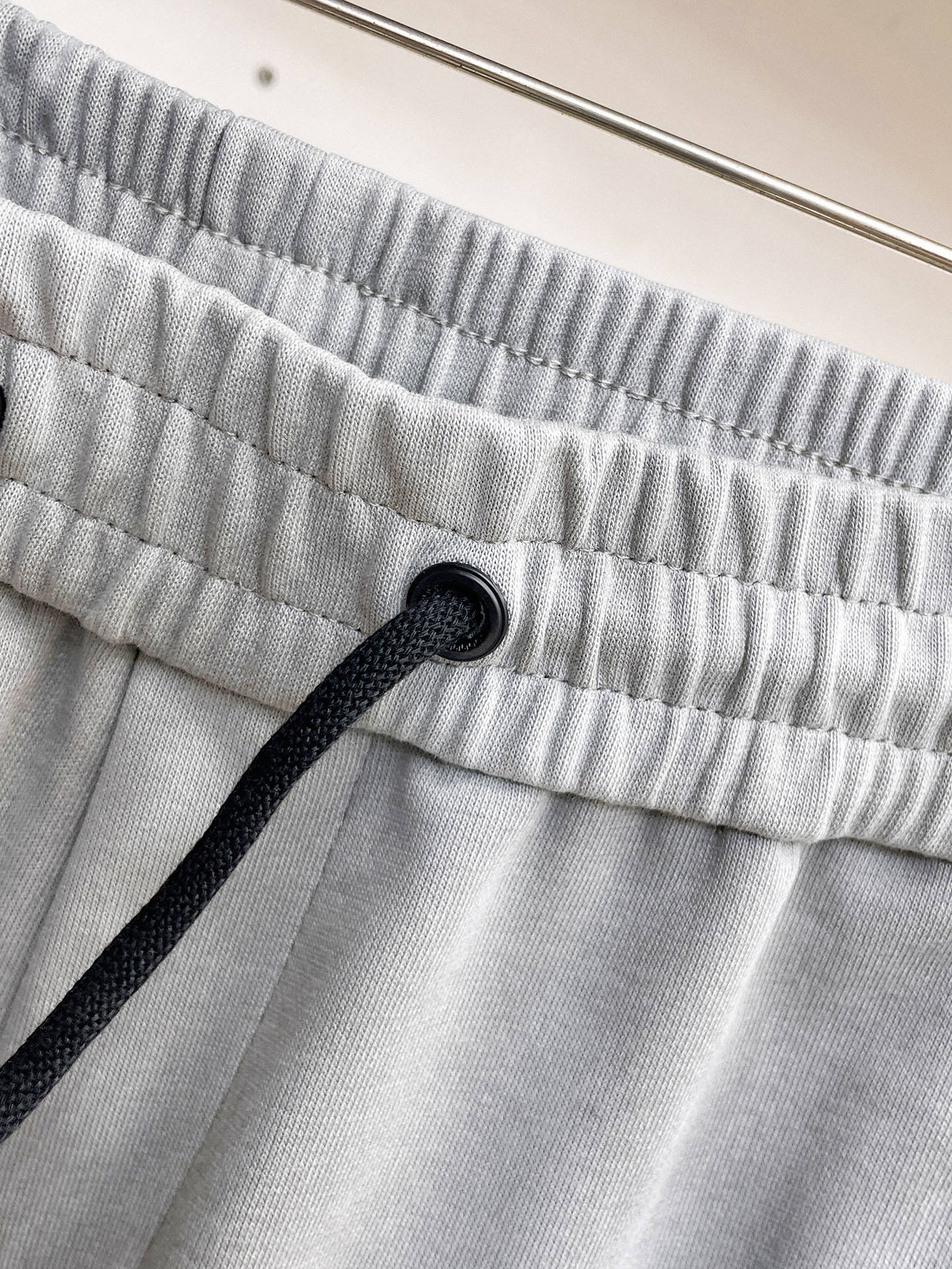 Louis Vuitton Basic Clothing M-l-xl