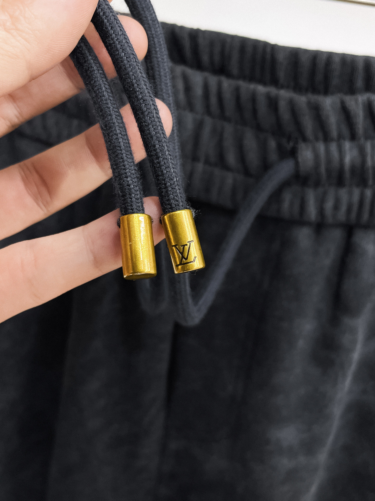 Louis Vuitton Basic Clothing M-l-xl