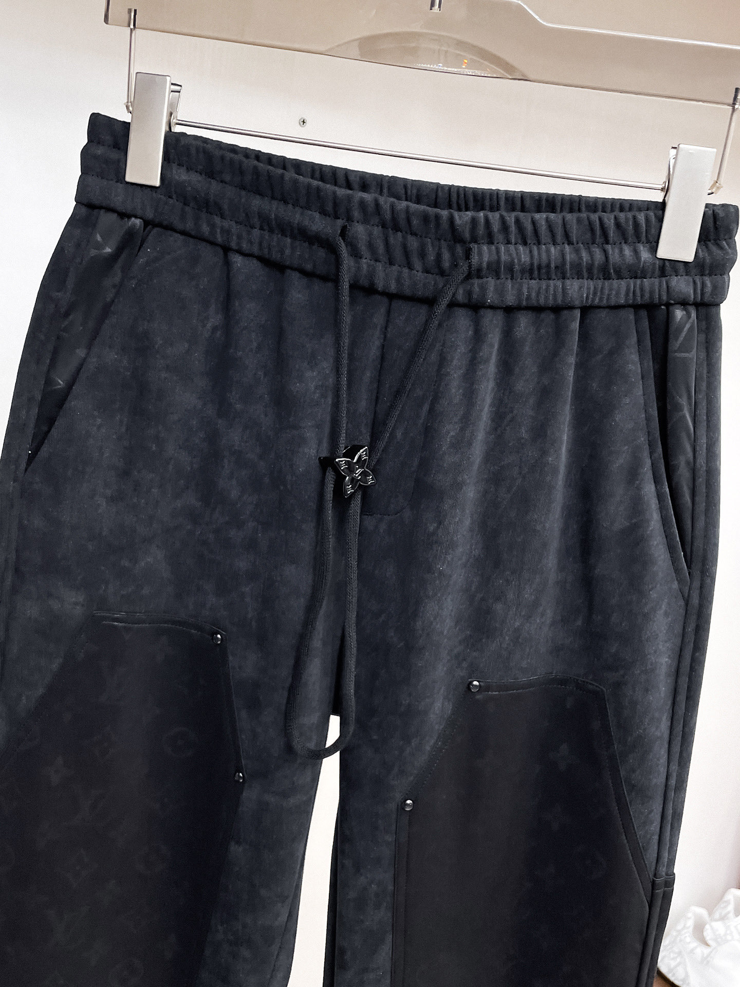 Louis Vuitton Basic Clothing M-l-xl