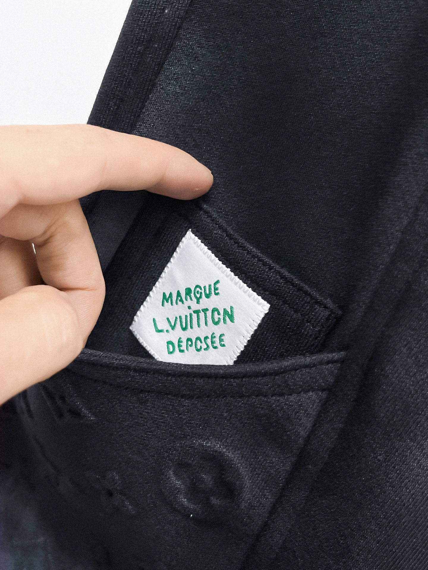 Louis Vuitton Basic Clothing M-l-xl