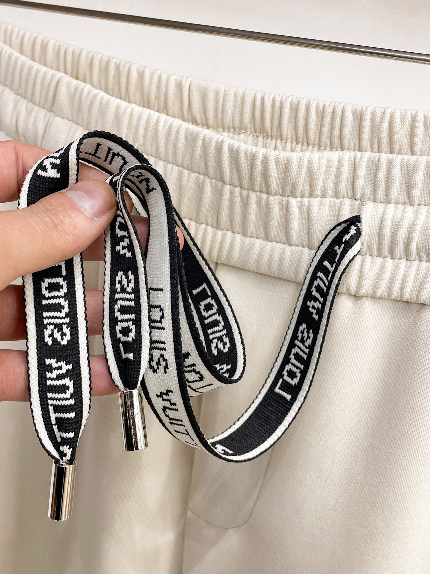 Louis Vuitton Basic Clothing M-l-xl