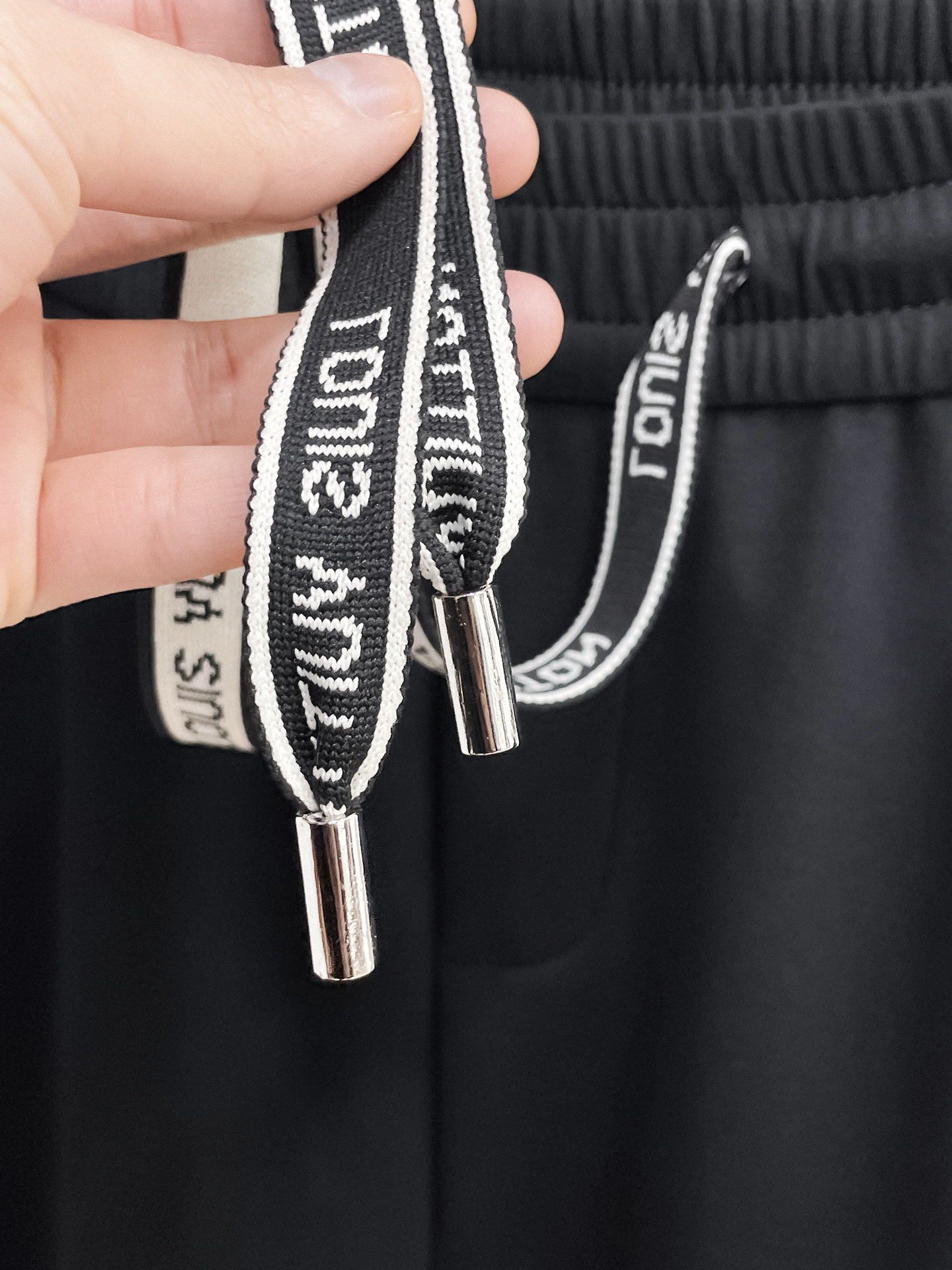 Louis Vuitton Basic Clothing M-l-xl