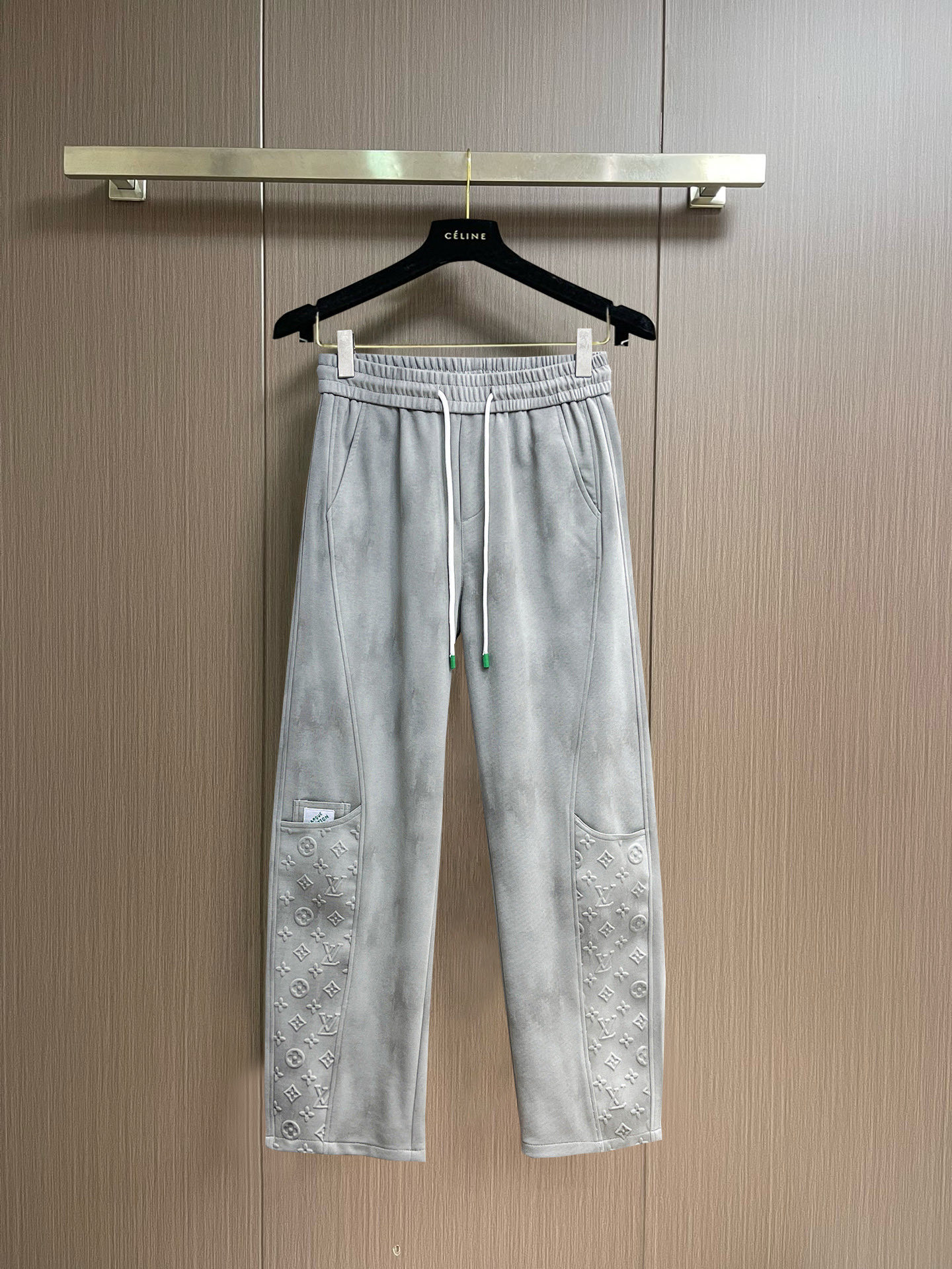 Louis Vuitton Basic Clothing M-l-xl