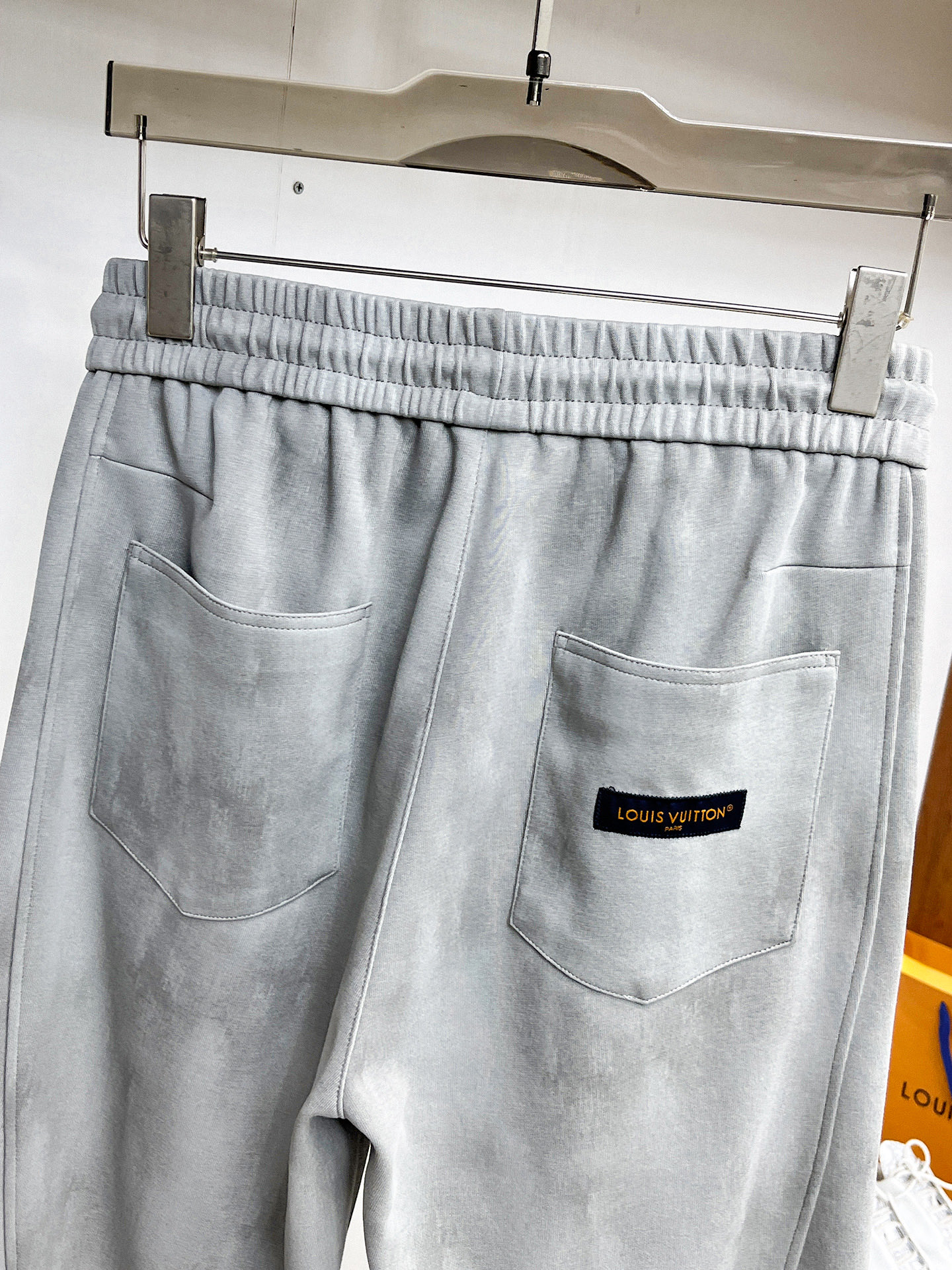 Louis Vuitton Basic Clothing M-l-xl