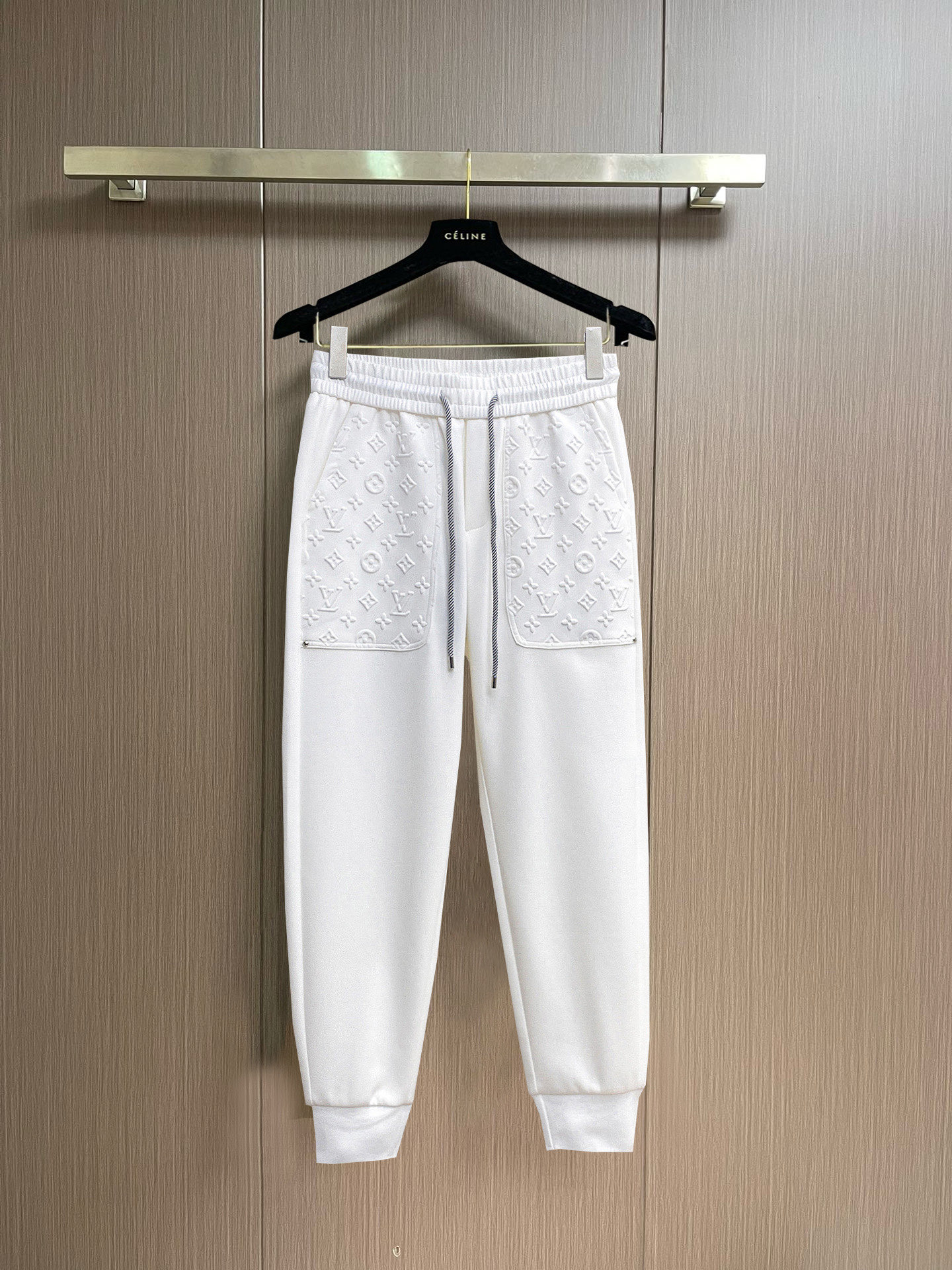 Louis Vuitton Basic Clothing M-l-xl