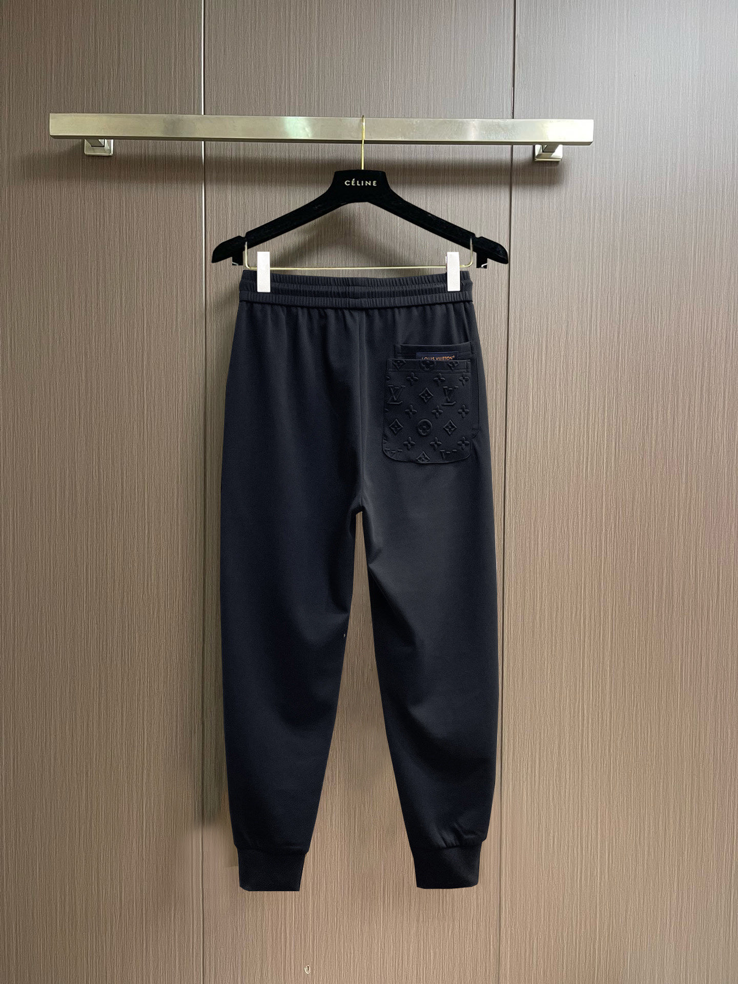 Louis Vuitton Basic Clothing M-l-xl