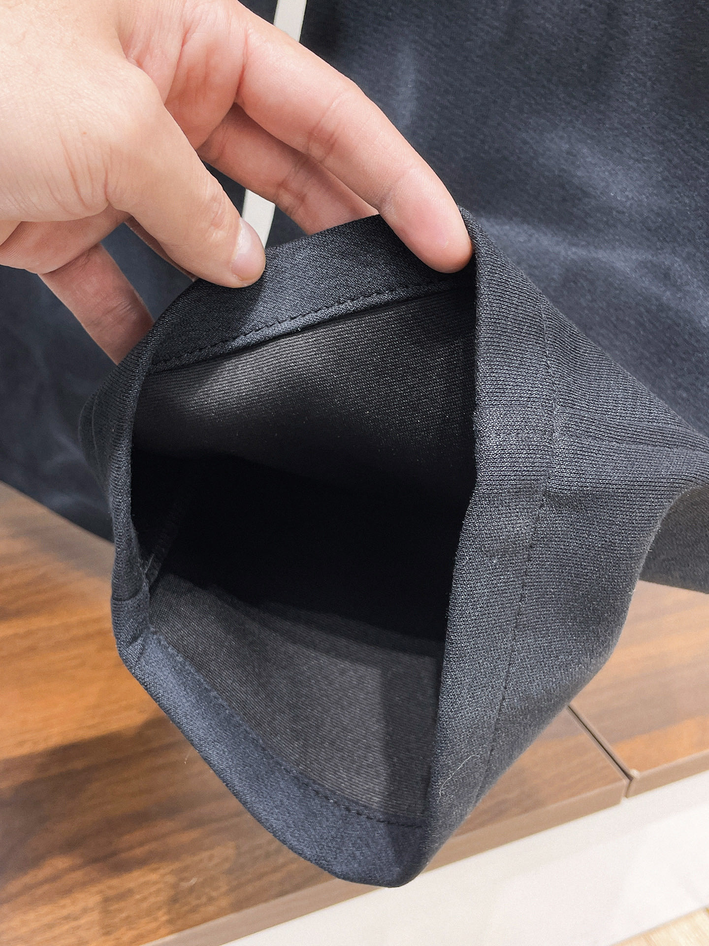 Louis Vuitton Basic Clothing M-l-xl