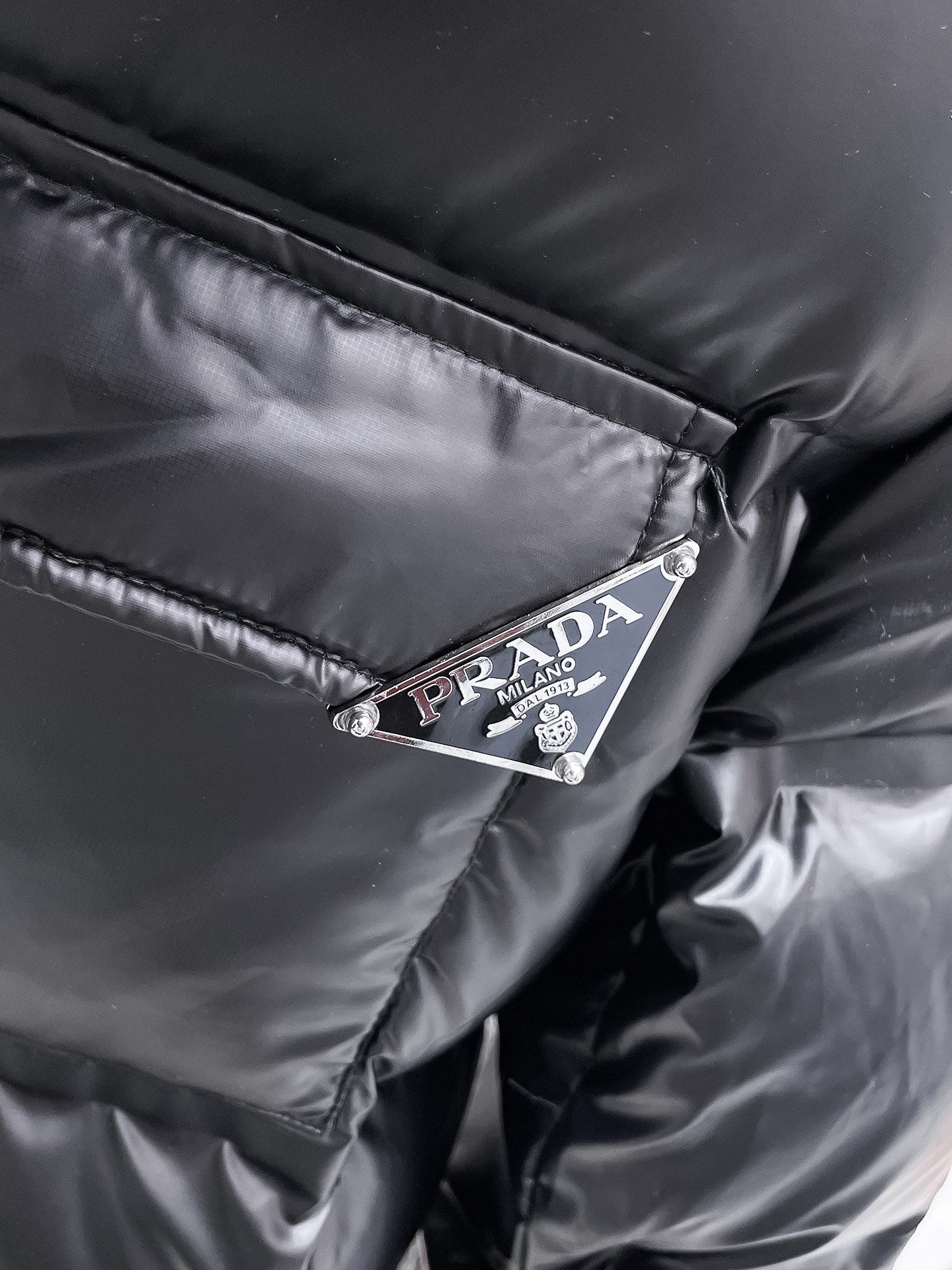 Prada Couple Down Jacket Goose Down M-l-xl