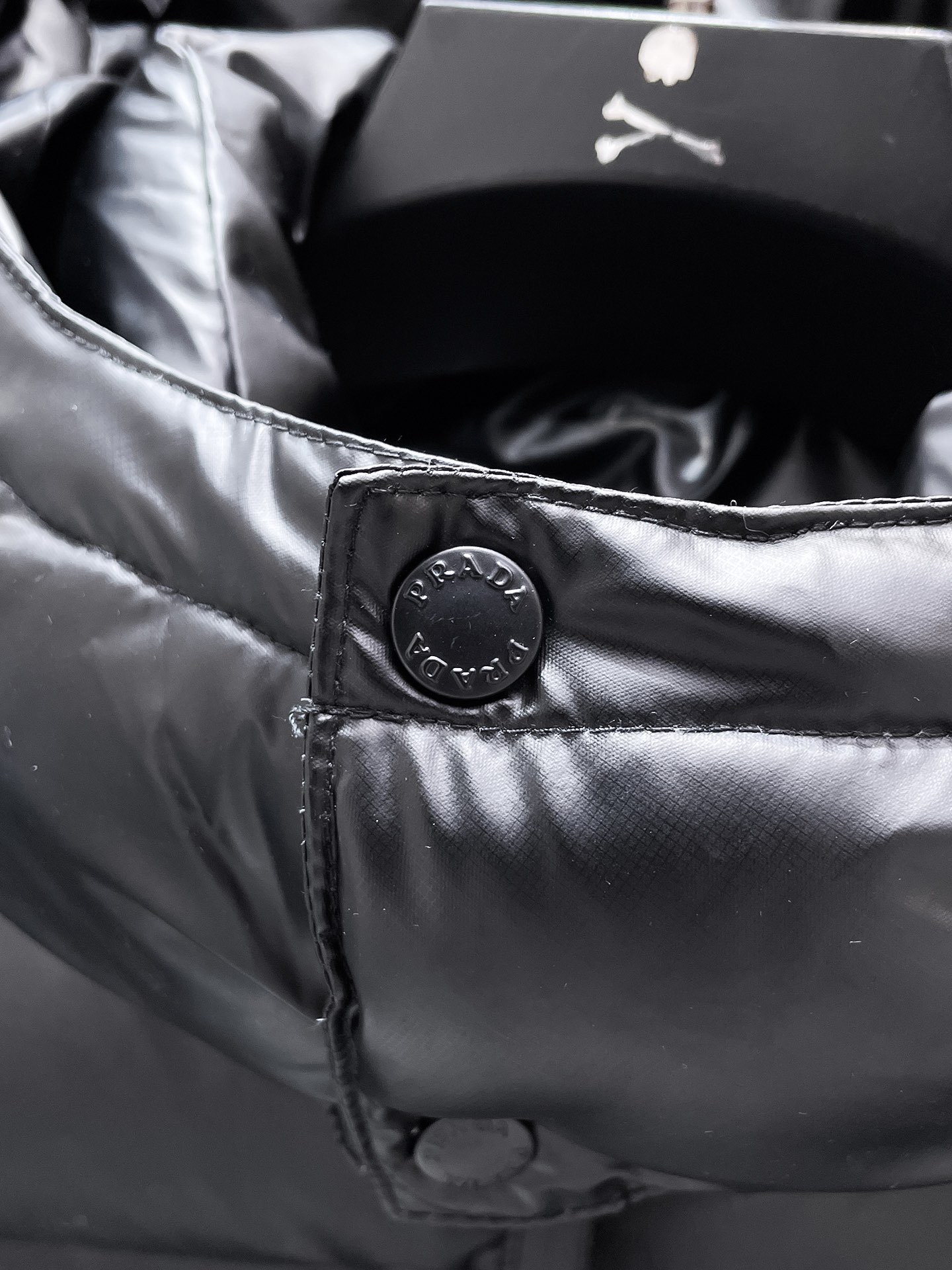 Prada Couple Down Jacket Goose Down M-l-xl