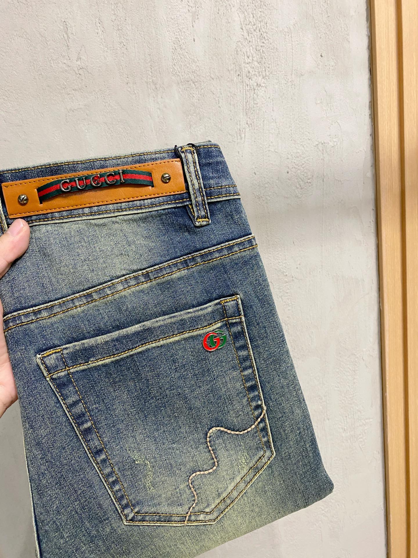 Gucci Jeans Slim Fit S