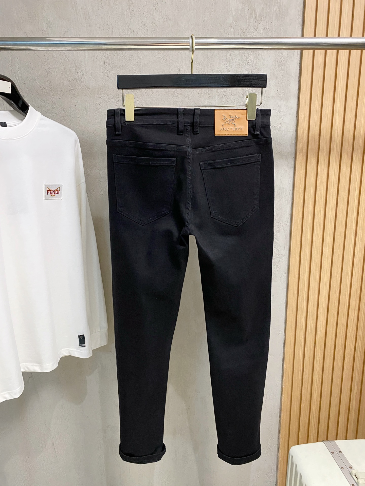 Arcteryx Jeans Slim Fit S