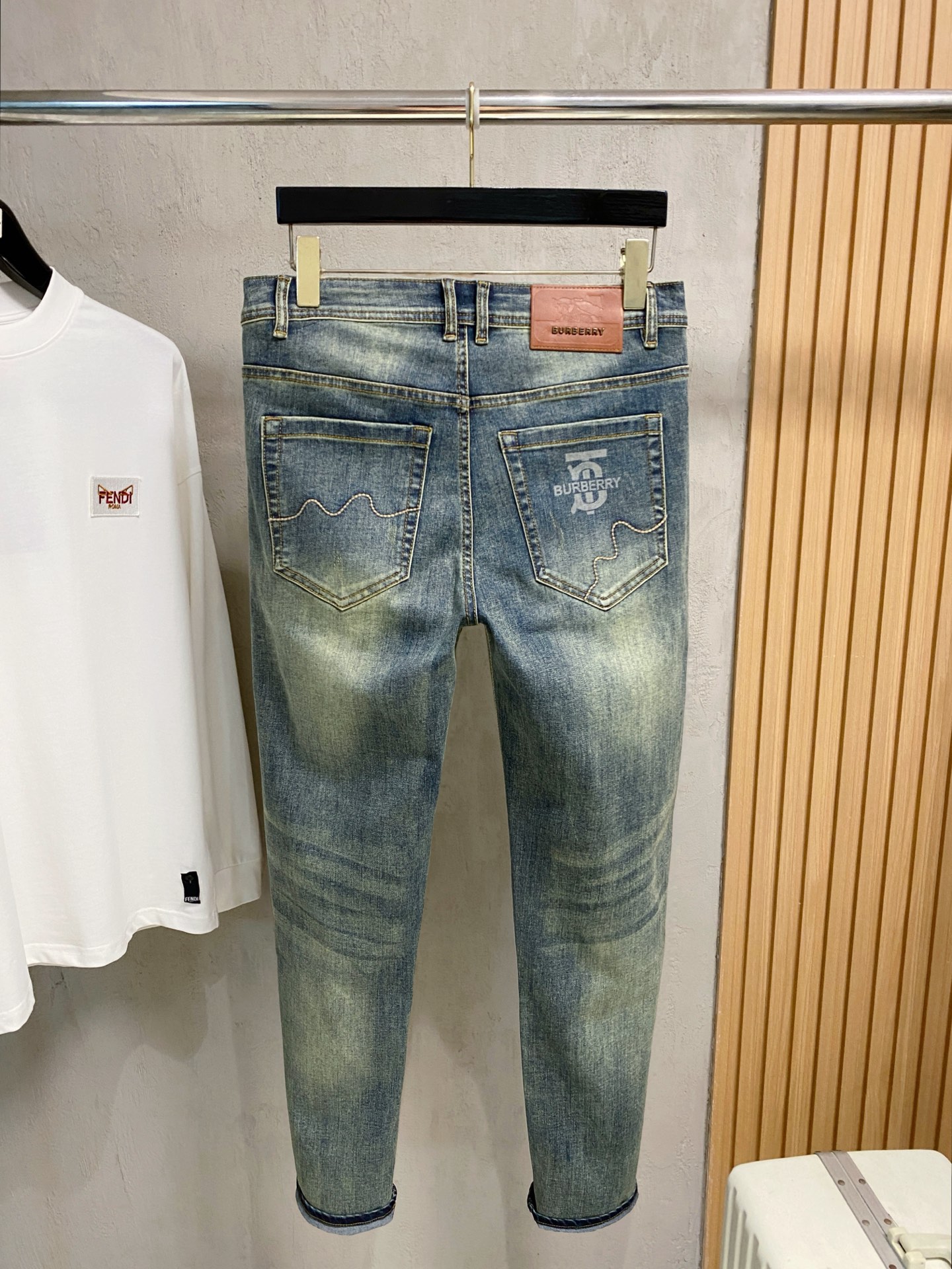 Burberry Jeans Slim Fit S