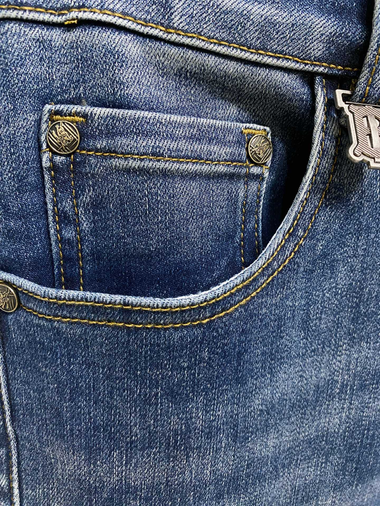 Burberry Jeans Slim Fit S