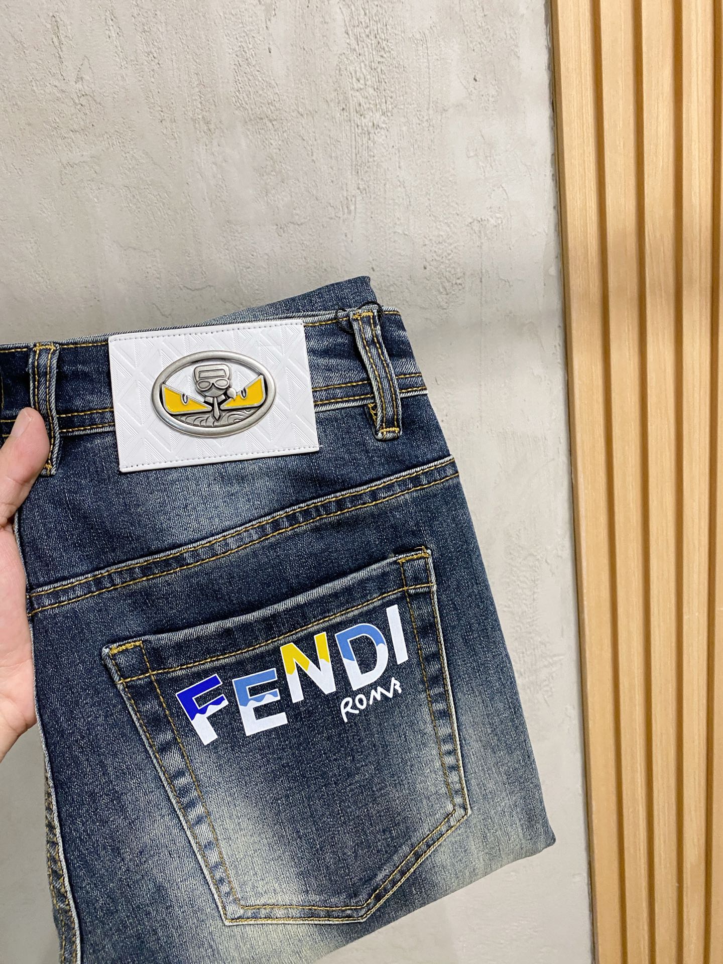 Fendi Jeans Slim Fit S
