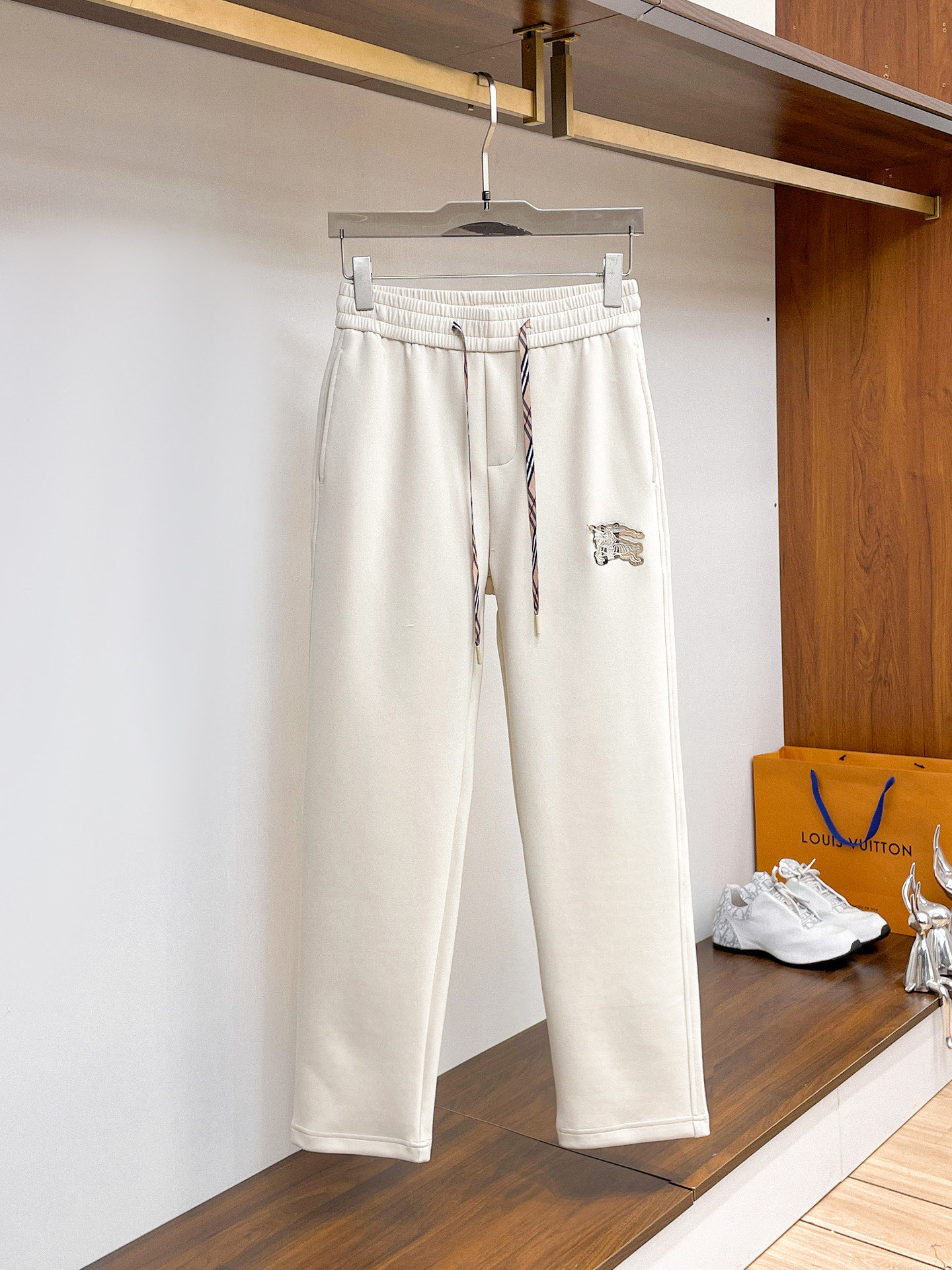 Burberry Basic Clothing M-l-xl