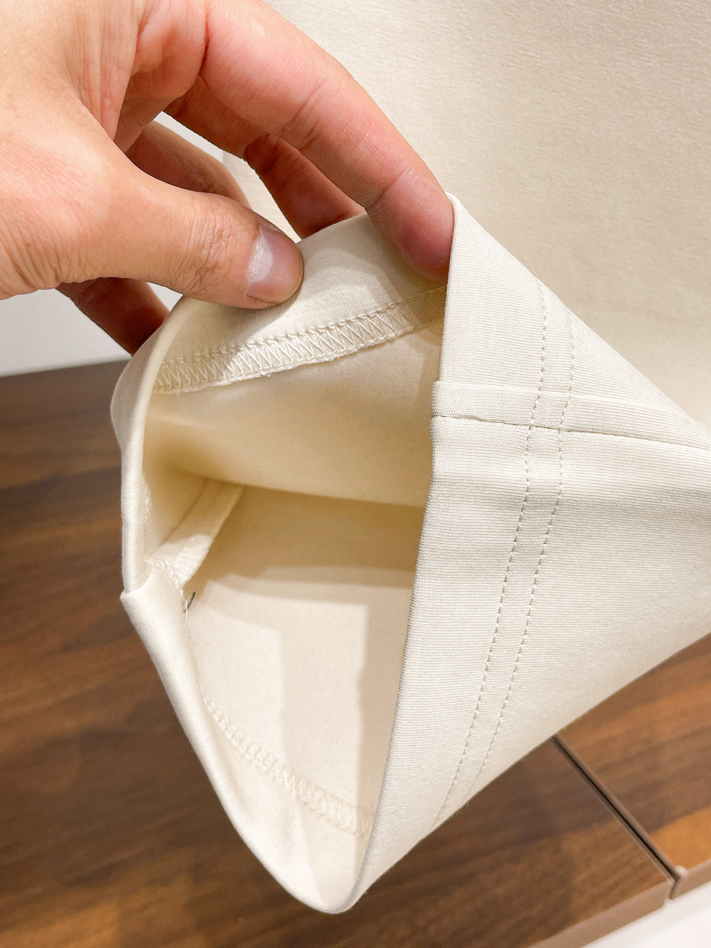 Burberry Basic Clothing M-l-xl