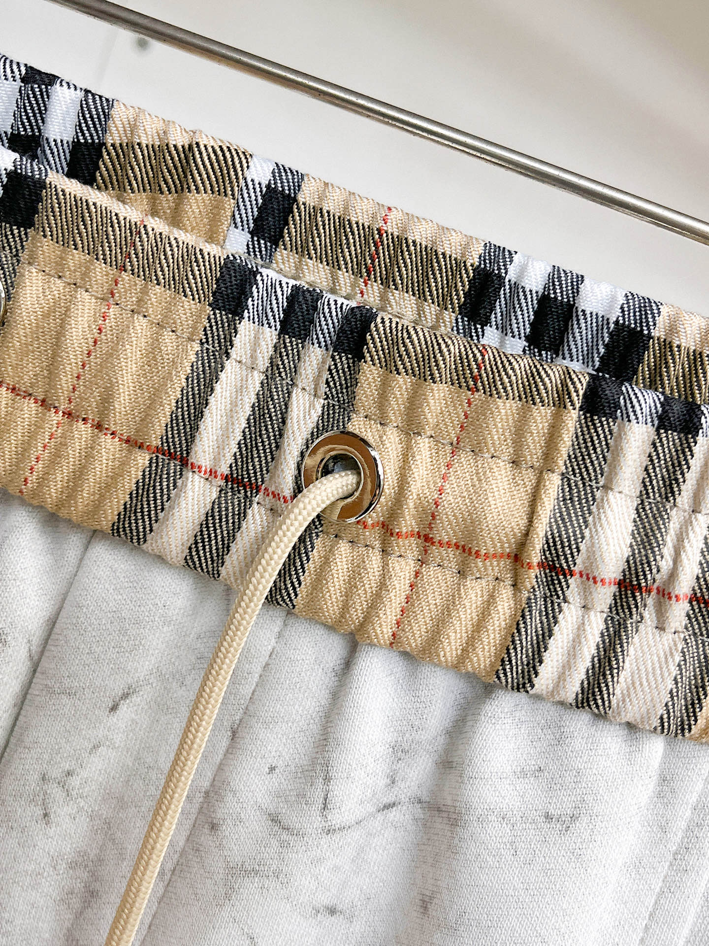 Burberry Basic Clothing M-l-xl