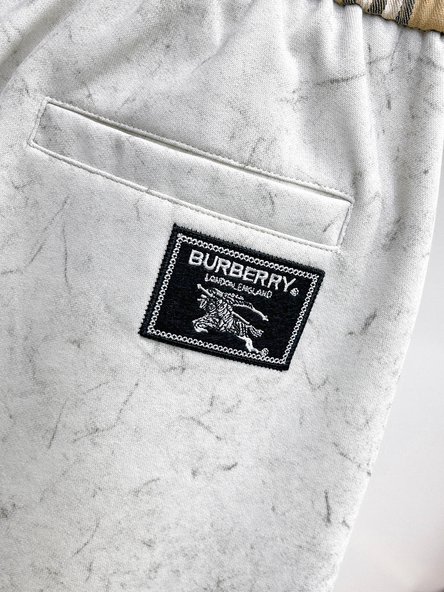 Burberry Basic Clothing M-l-xl