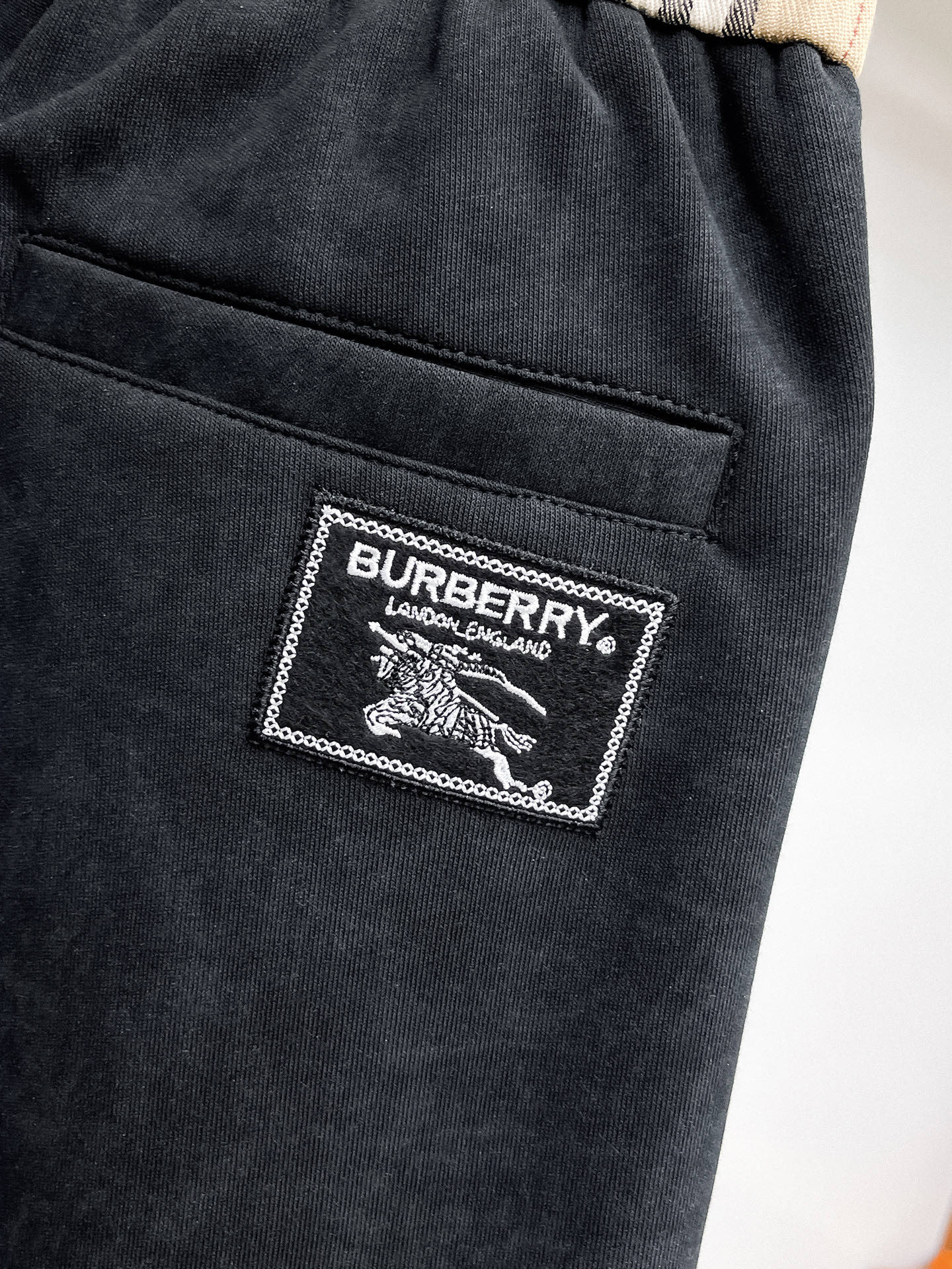 Burberry Basic Clothing M-l-xl