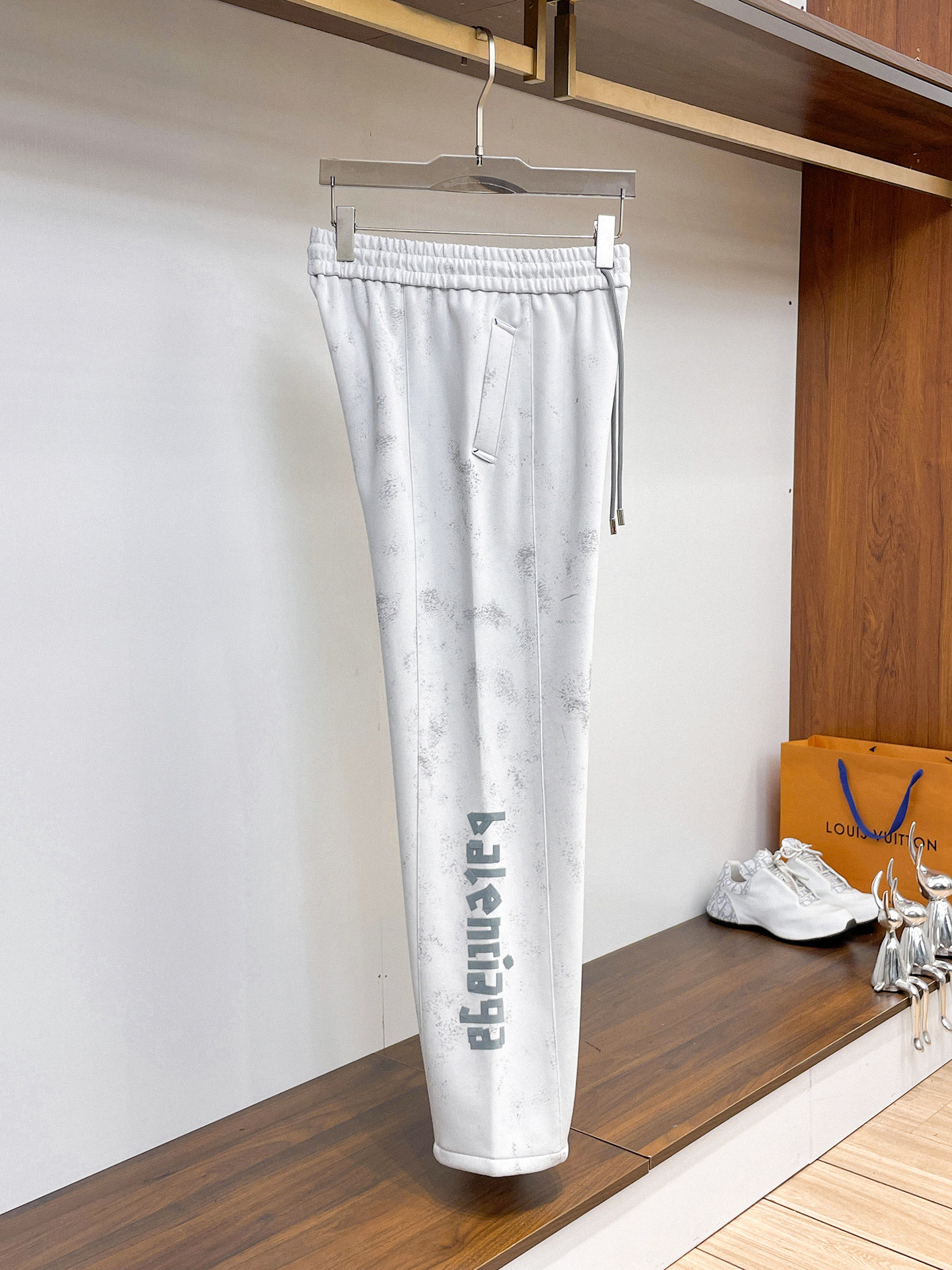 Balenciaga Basic Clothing M-l-xl