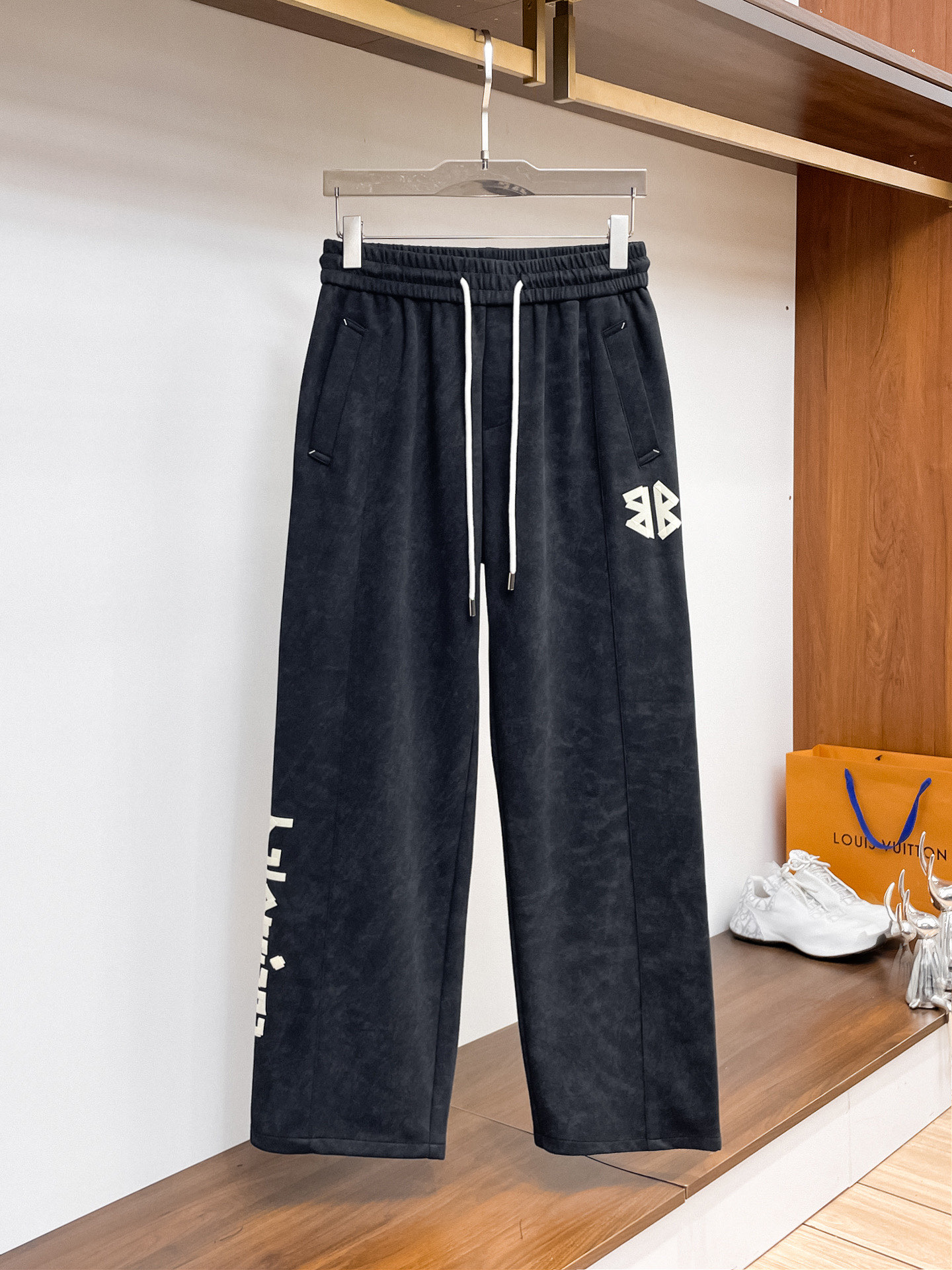 Balenciaga Basic Clothing M-l-xl