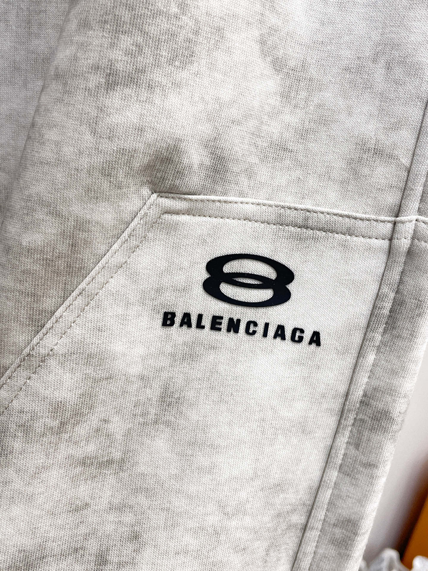 Balenciaga Basic Clothing M-l-xl