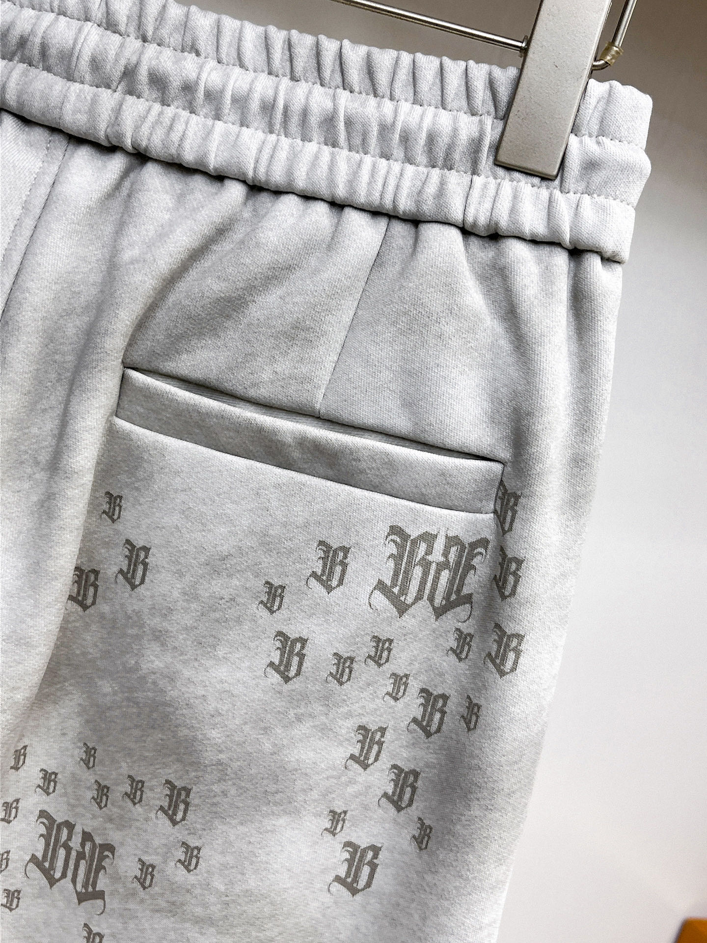 Balenciaga Basic Clothing M-l-xl