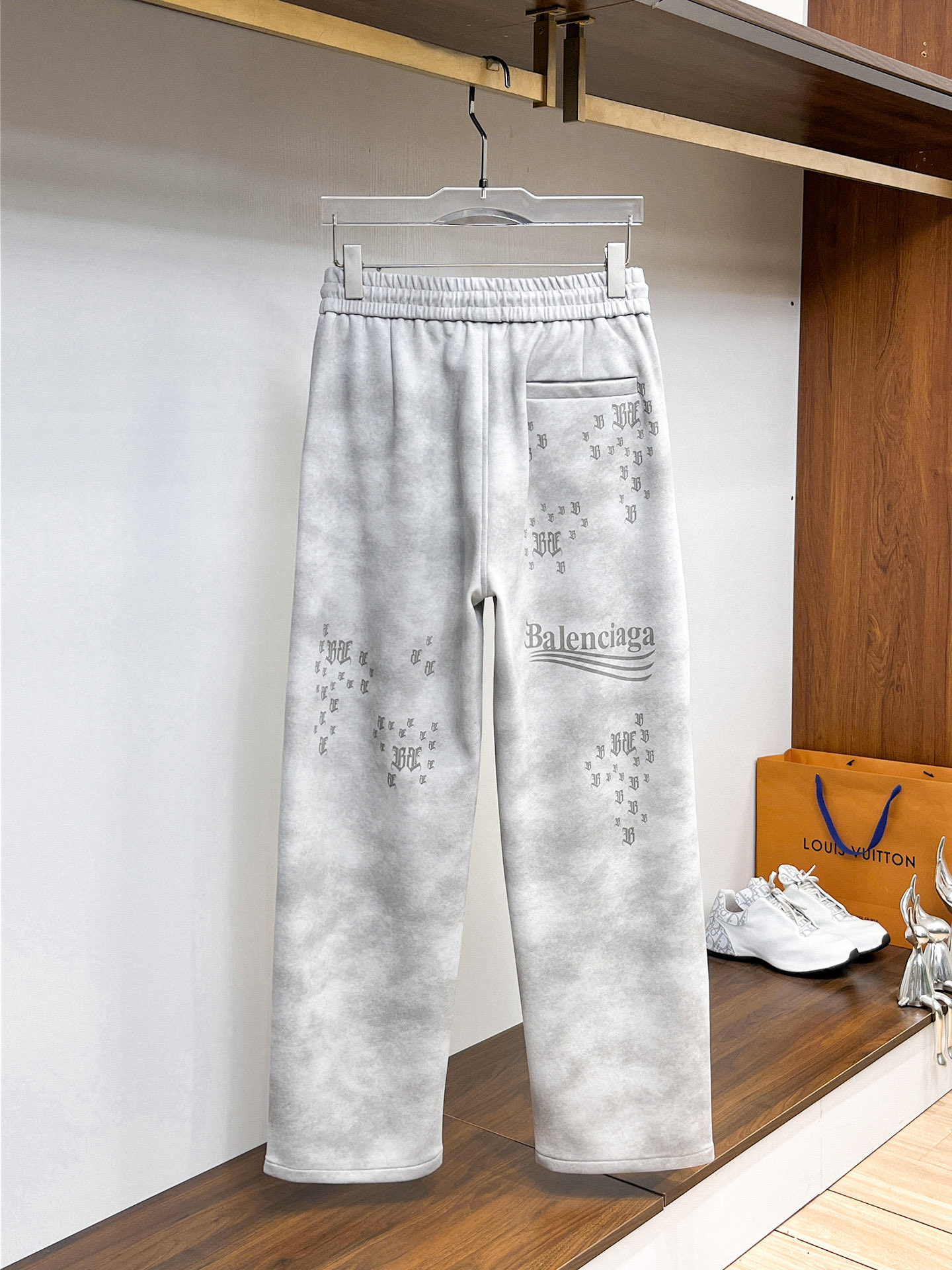 Balenciaga Basic Clothing M-l-xl