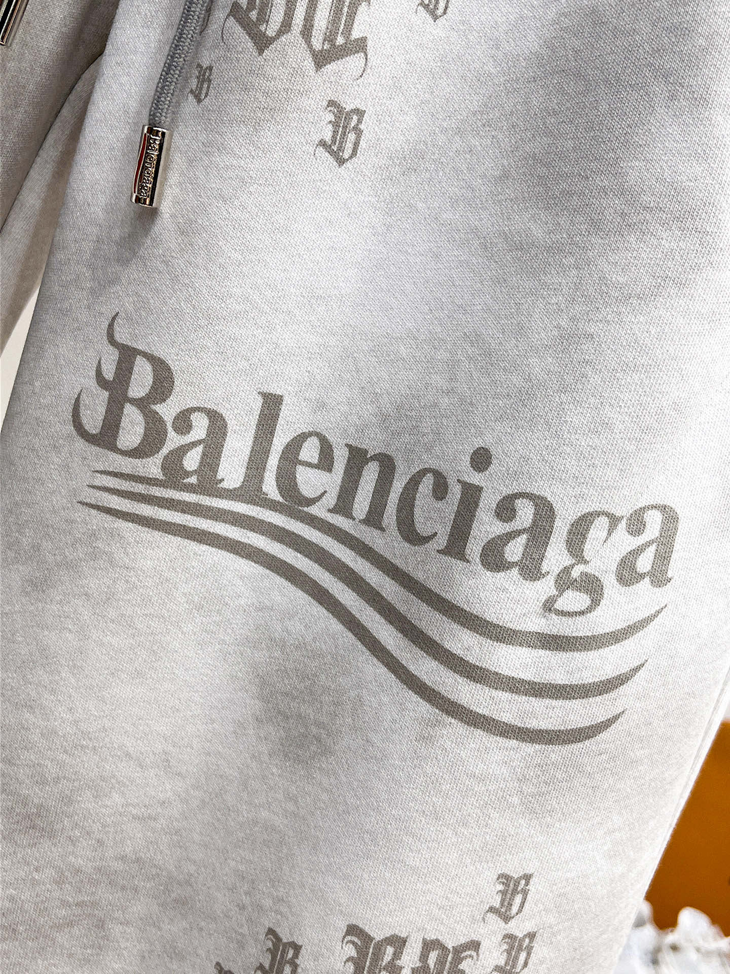 Balenciaga Basic Clothing M-l-xl
