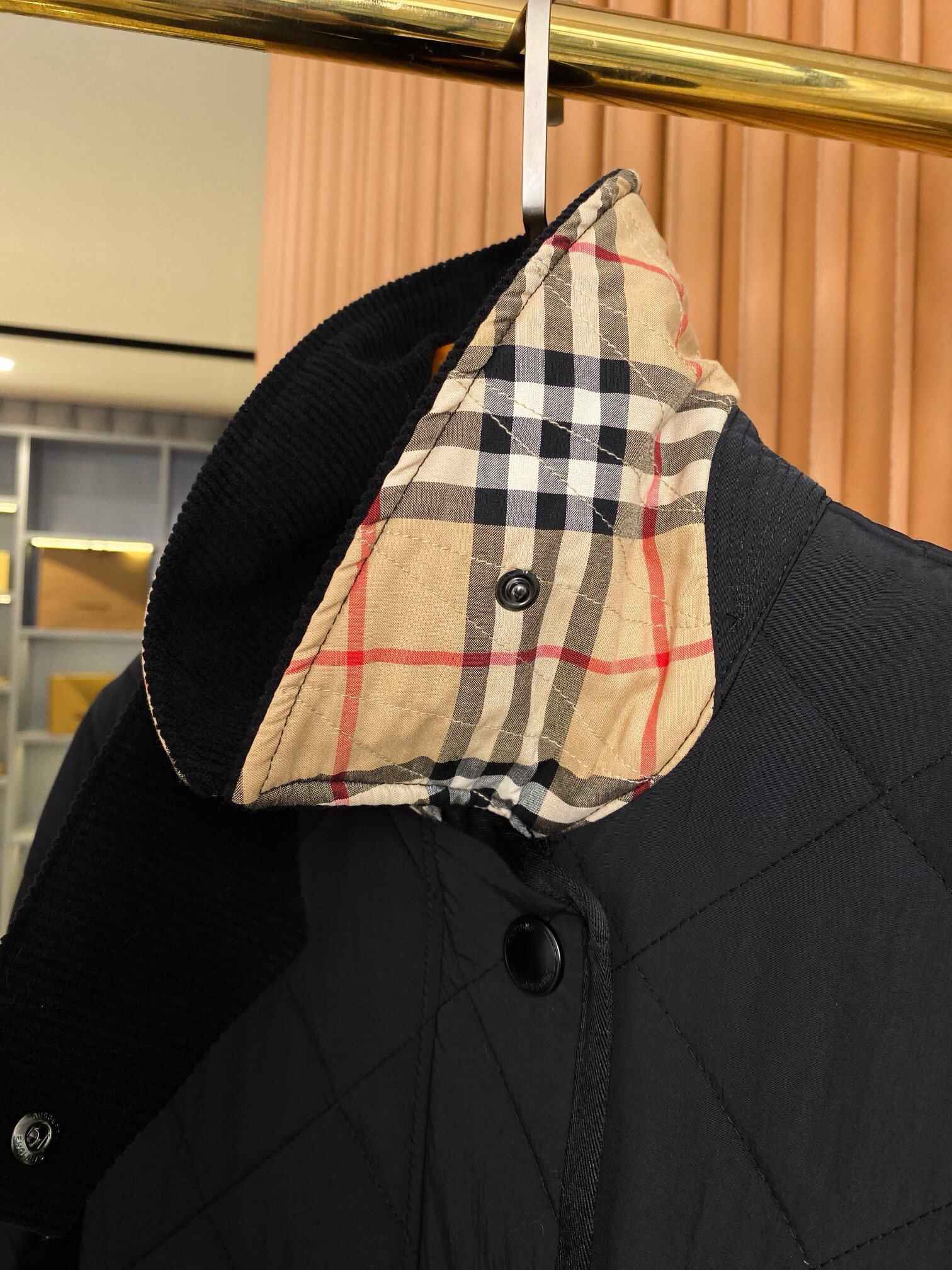 Burberry Female Jacket Cotton Black Loose Fit S-xxl