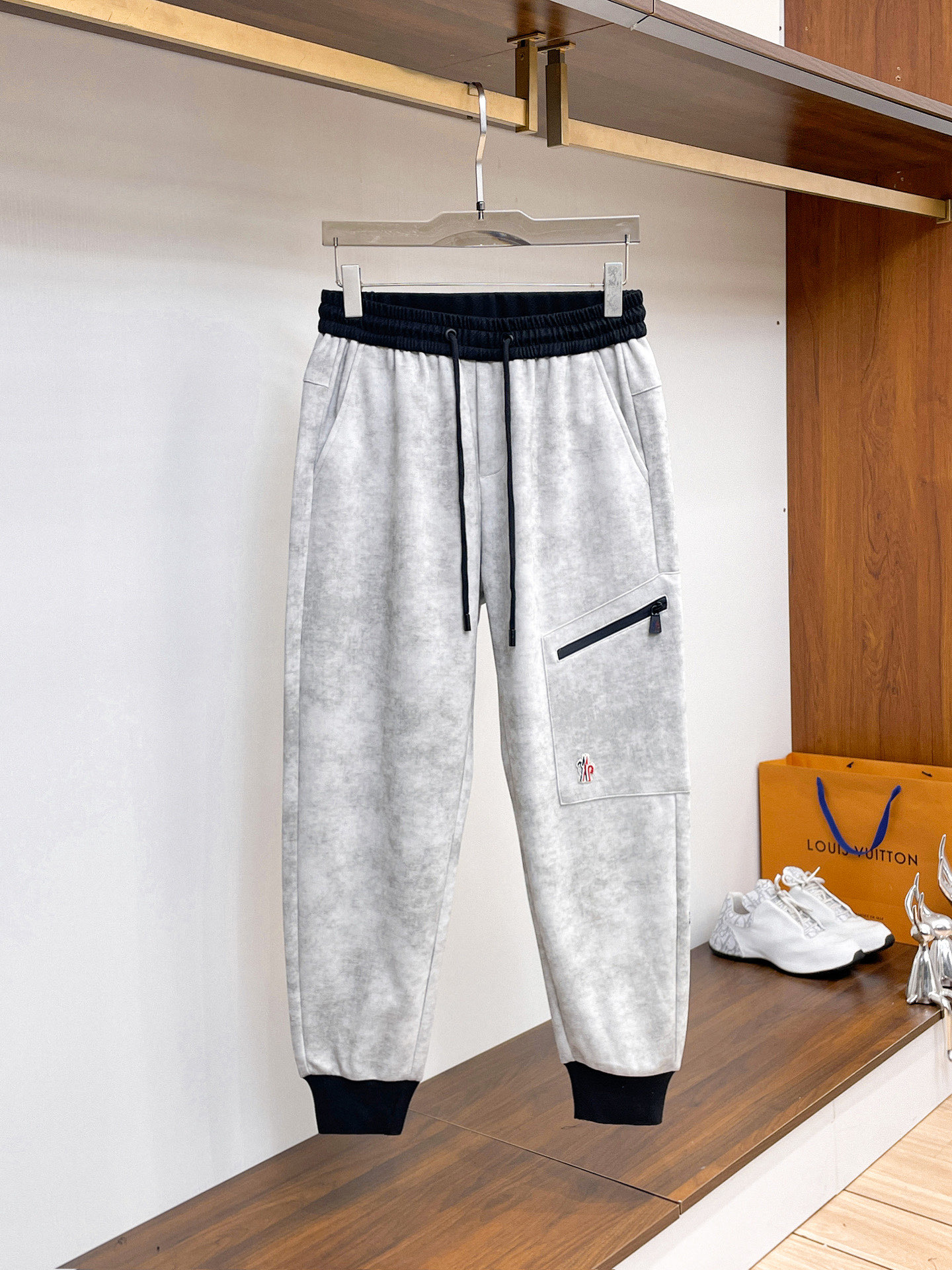 Moncler Basic Clothing M-l-xl