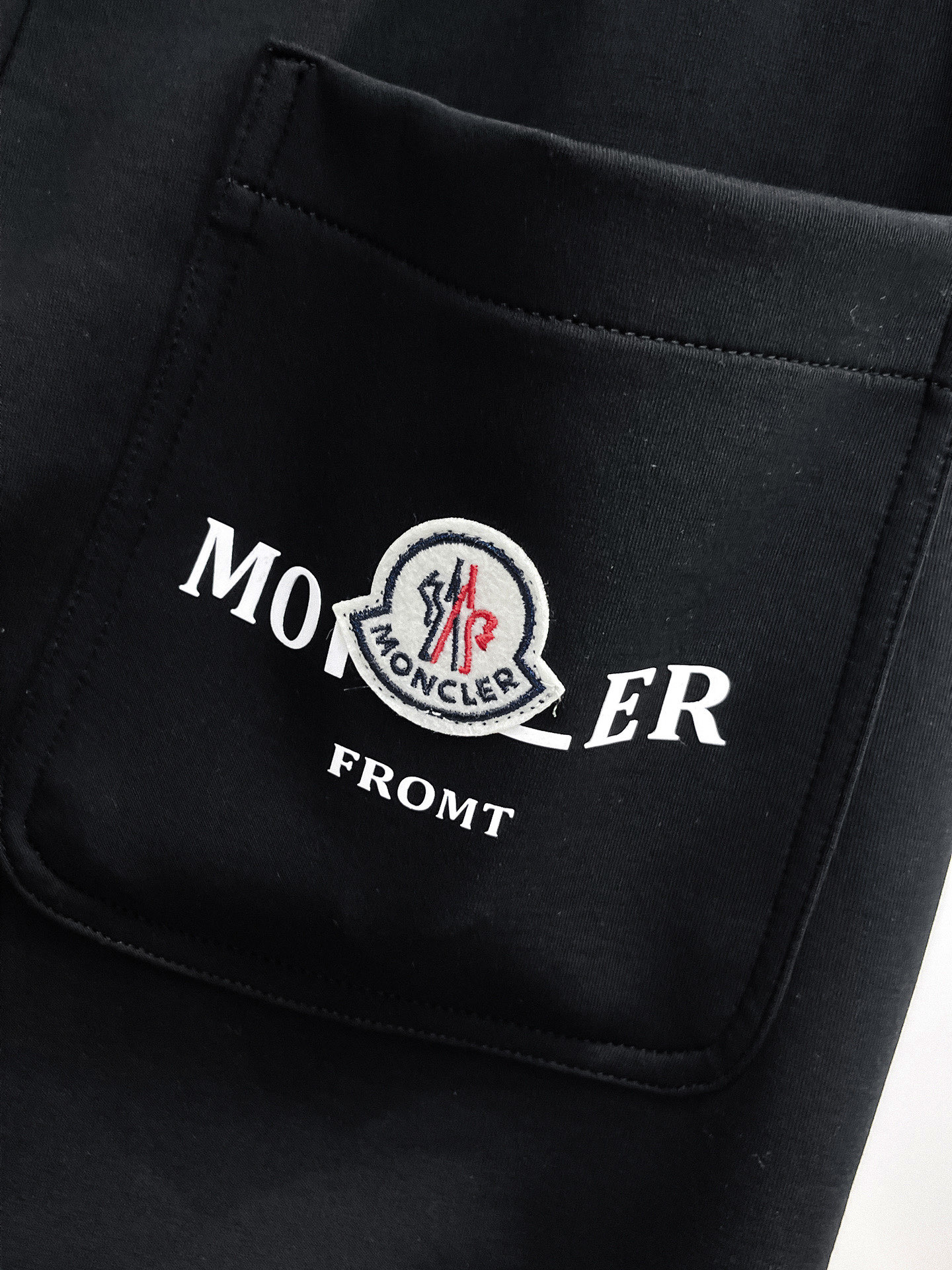 Moncler Basic Clothing M-l-xl