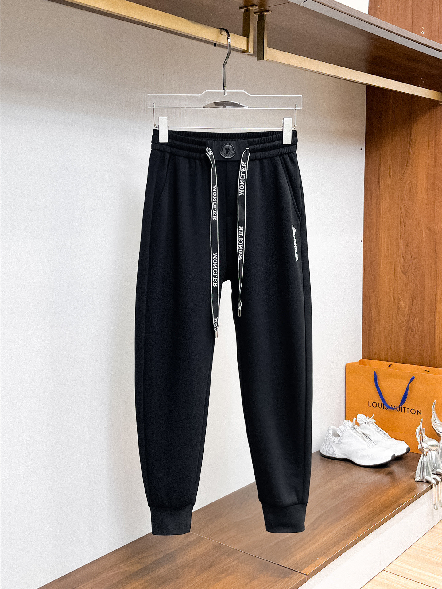 Moncler Basic Clothing M-l-xl