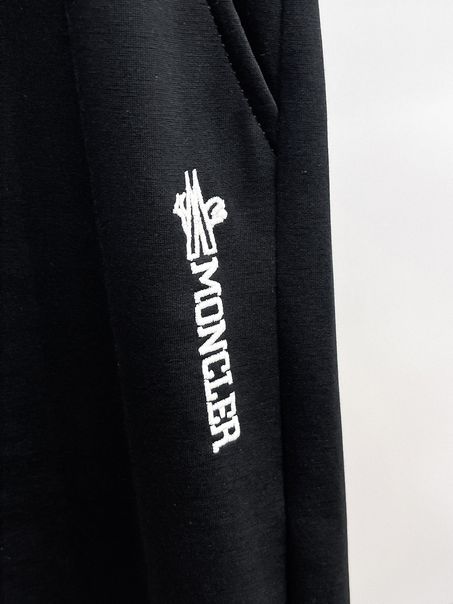 Moncler Basic Clothing M-l-xl