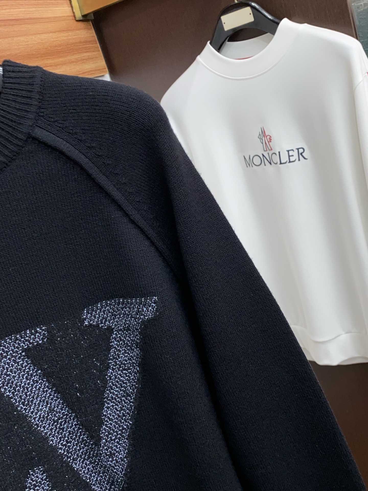 Louis Vuitton Basic Clothing Wool M-l-xl