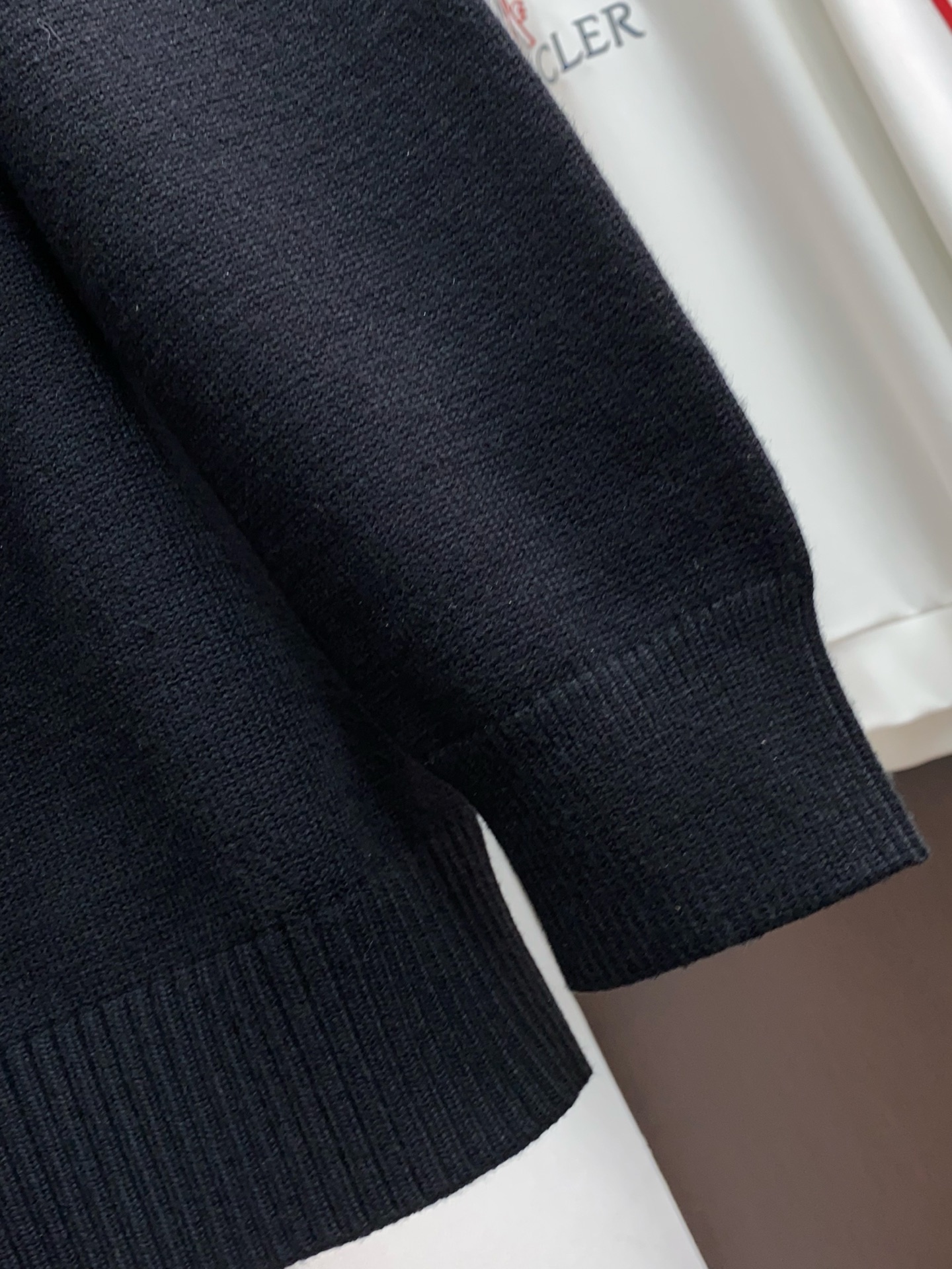 Louis Vuitton Basic Clothing Wool M-l-xl