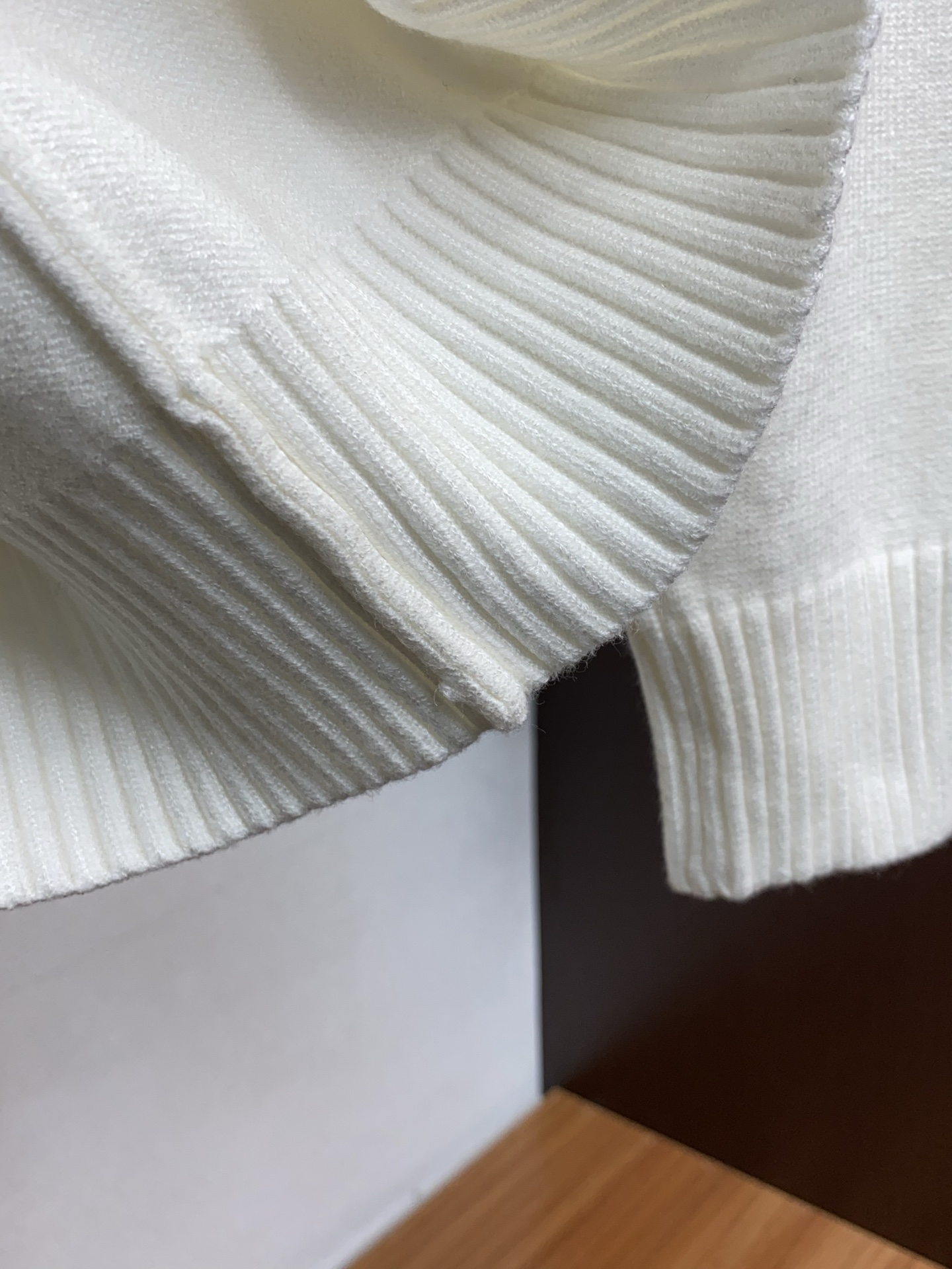 Louis Vuitton Basic Clothing Wool M-l-xl