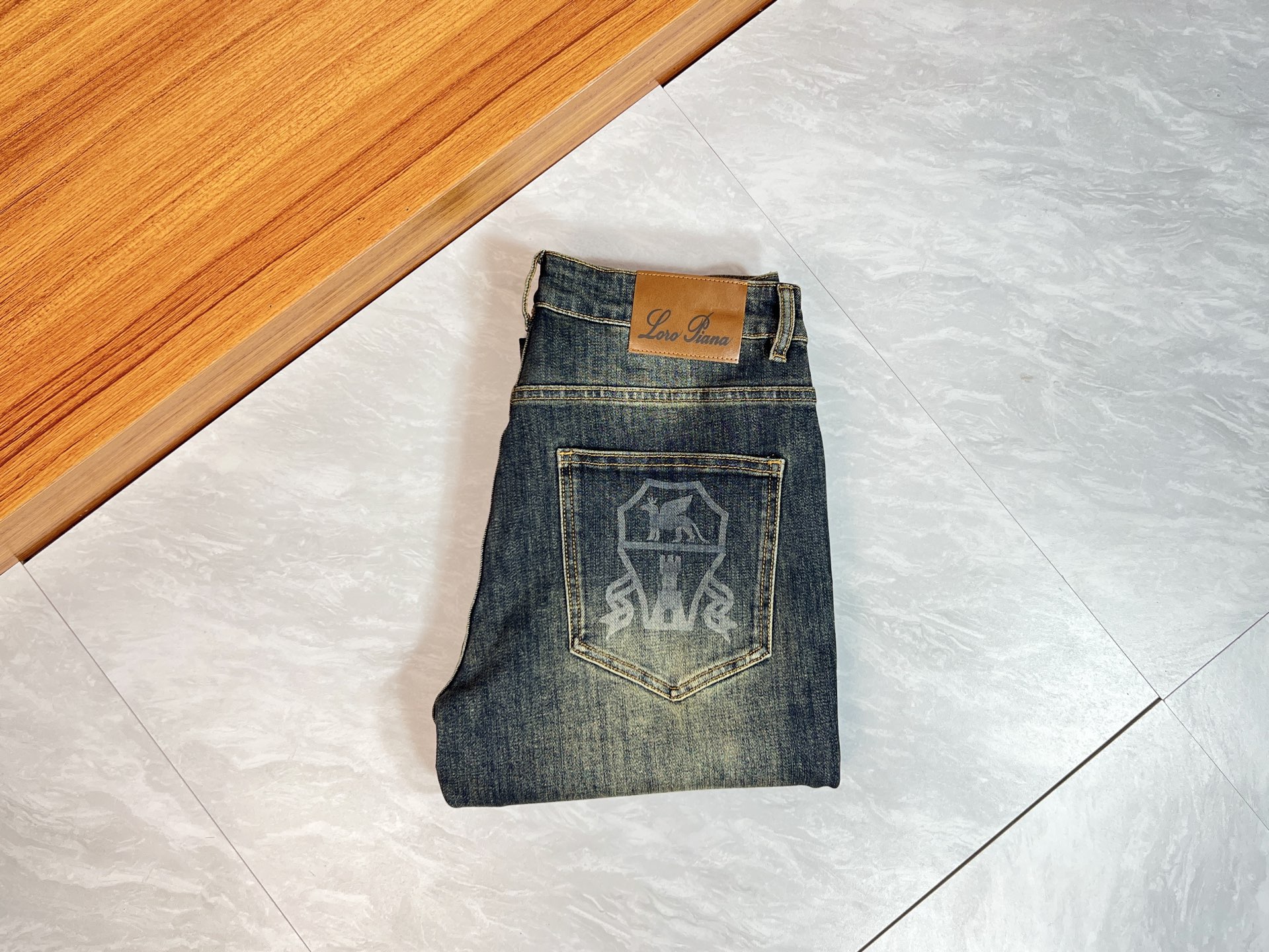 Brunello Cucinelli Jeans 175140-32