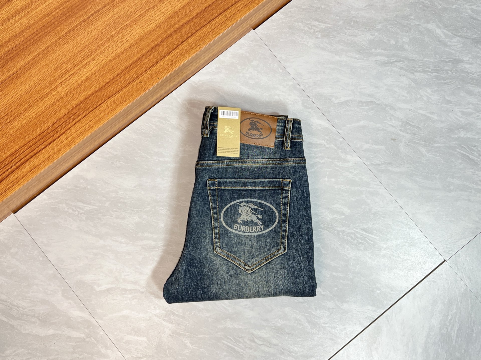 Burberry Jeans 175140-32