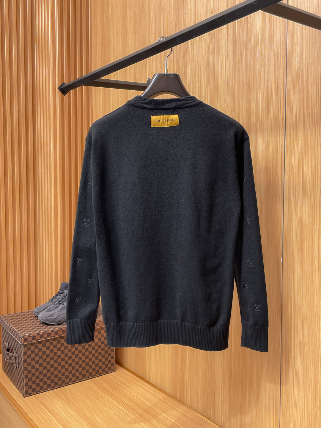 Louis Vuitton Basic Clothing Wool M-l-xl