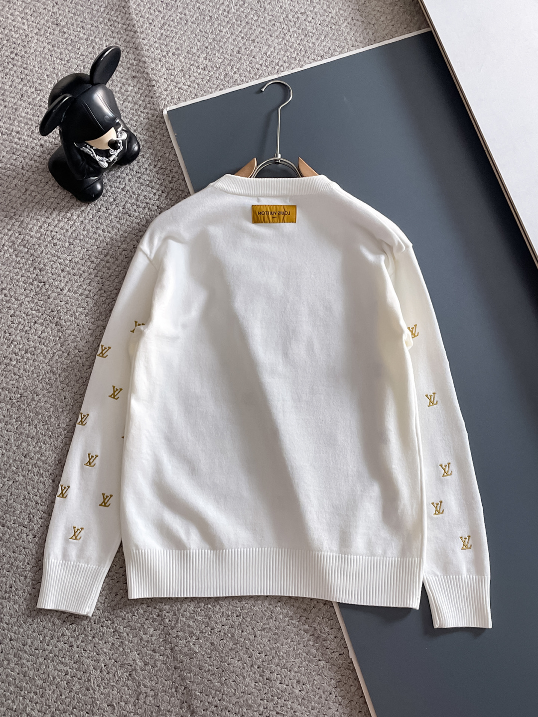 Louis Vuitton Basic Clothing Wool M-l-xl