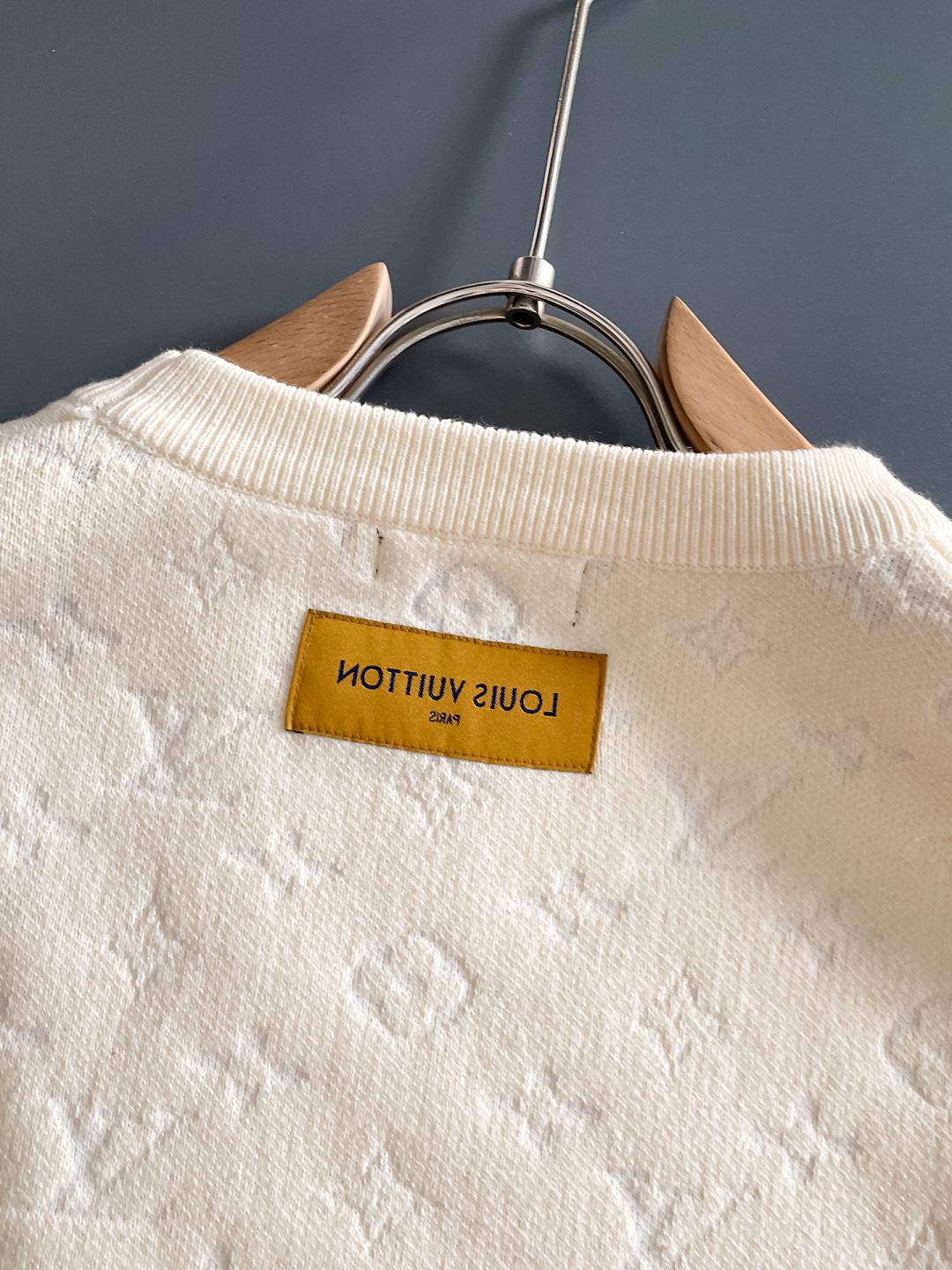 Louis Vuitton Basic Clothing Wool M-l-xl