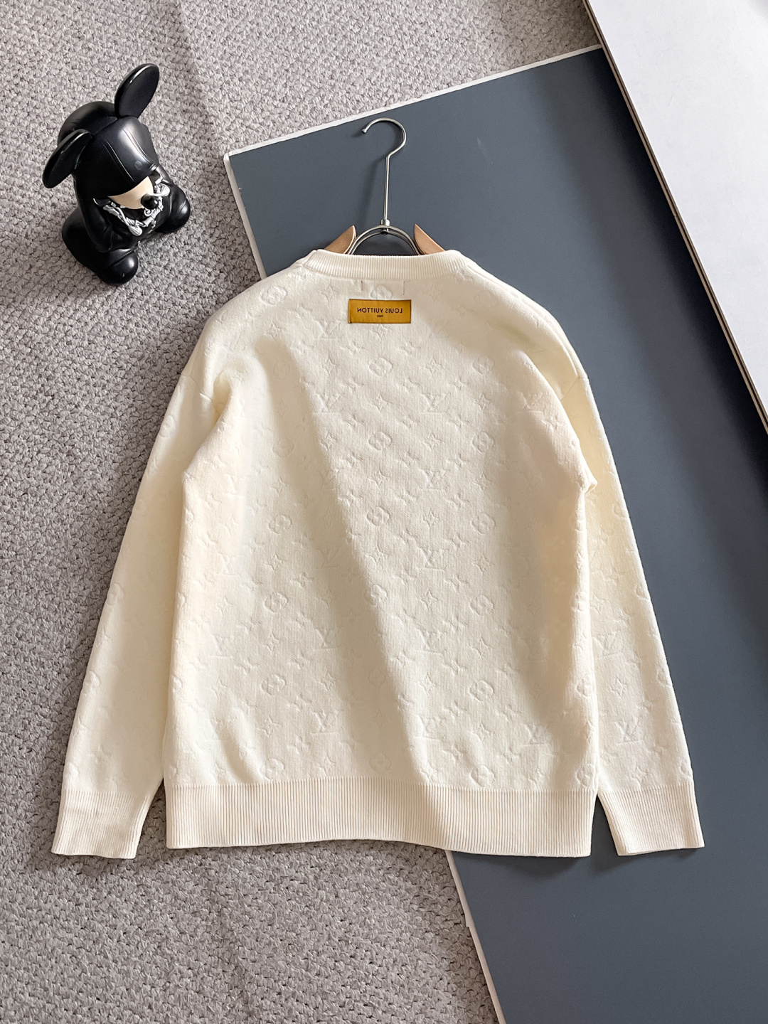 Louis Vuitton Basic Clothing Wool M-l-xl