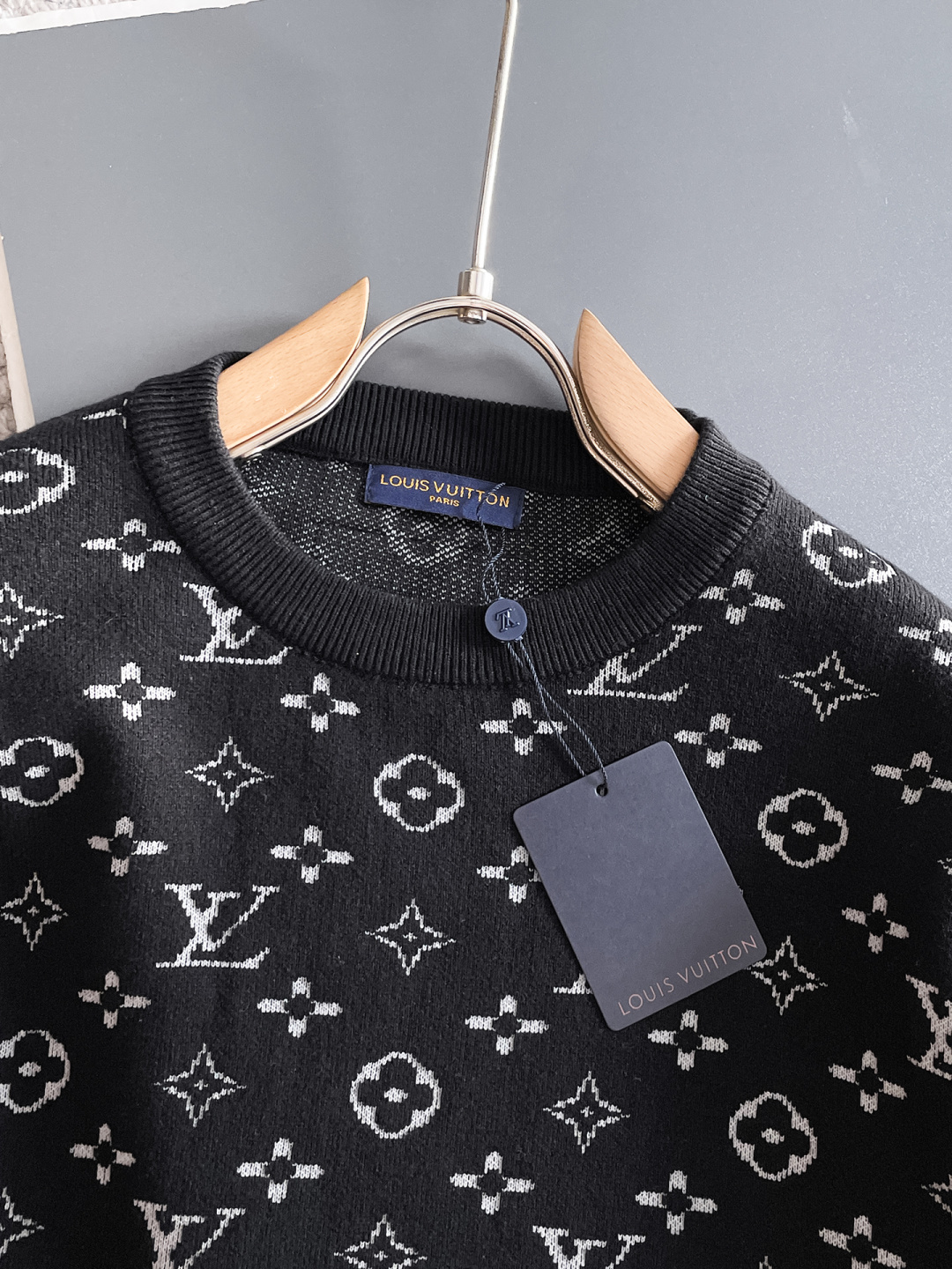 Louis Vuitton Basic Clothing Wool M-l-xl