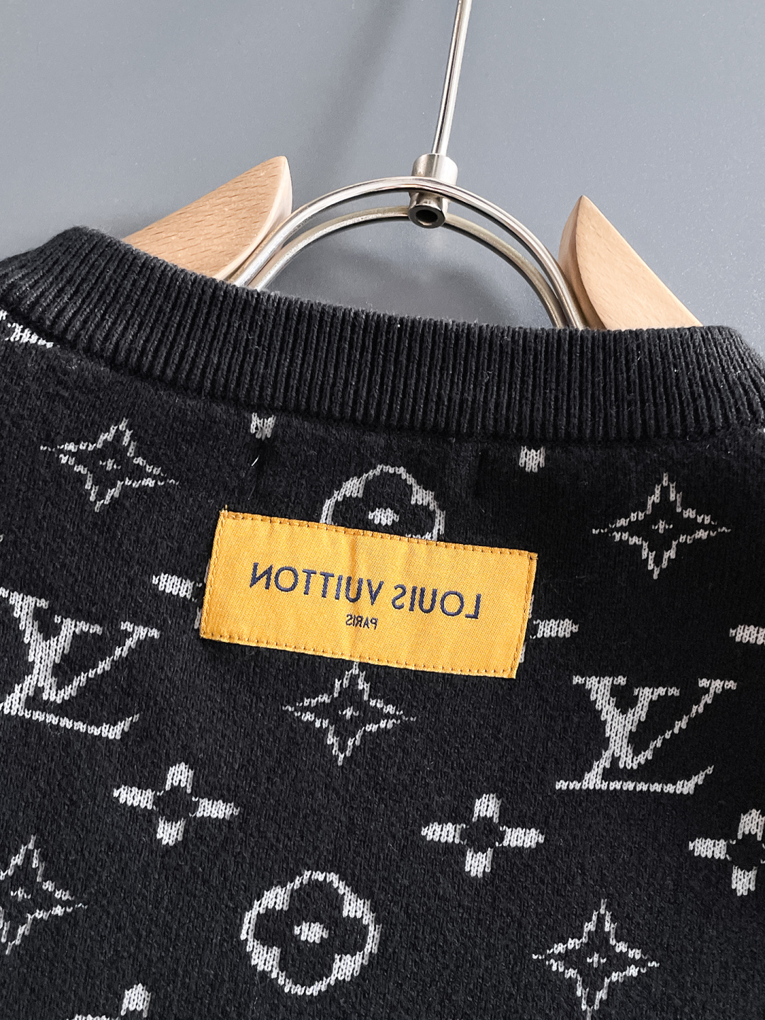 Louis Vuitton Basic Clothing Wool M-l-xl